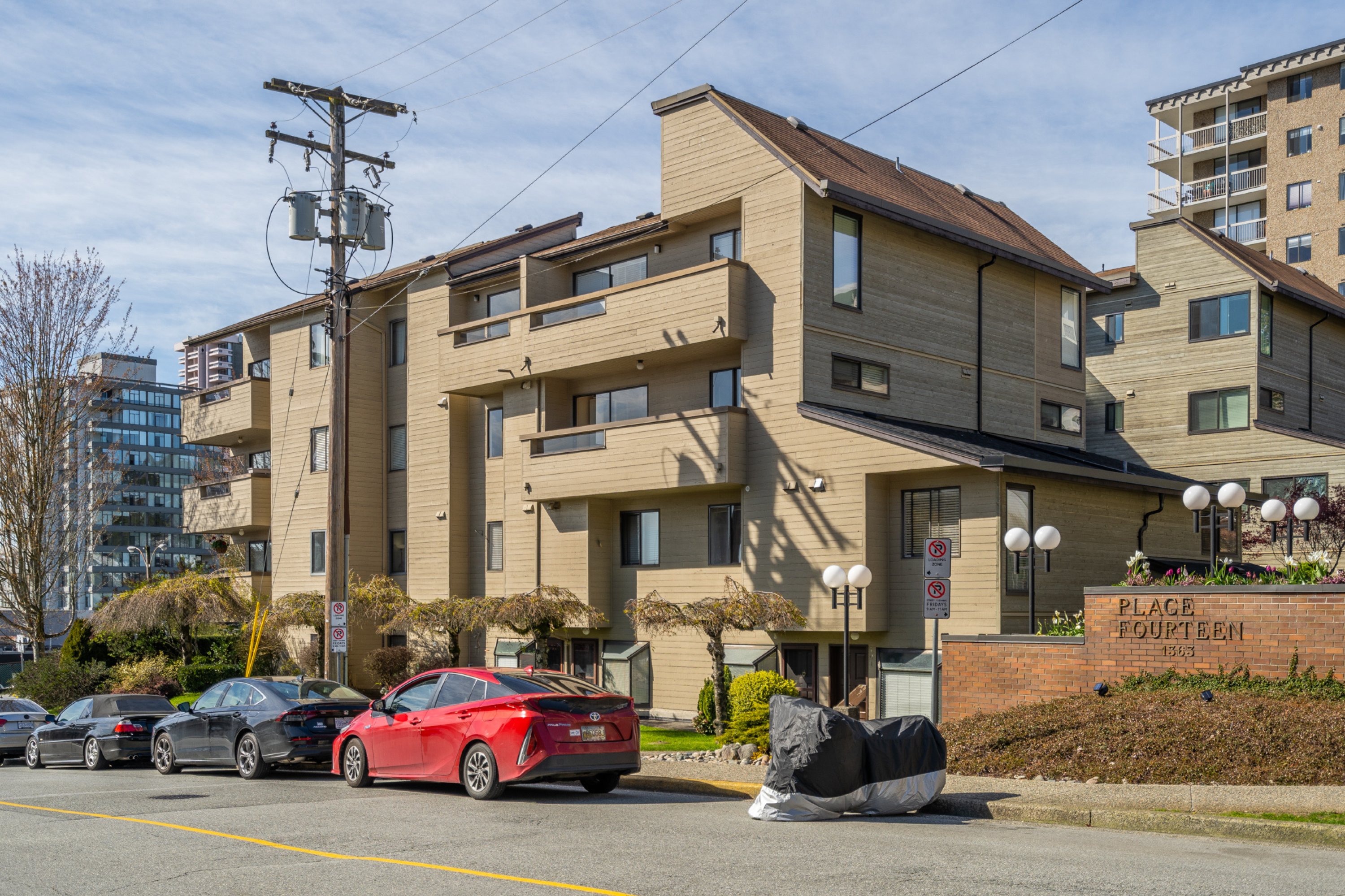 101 - 1363 Clyde Avenue, West Vancouver