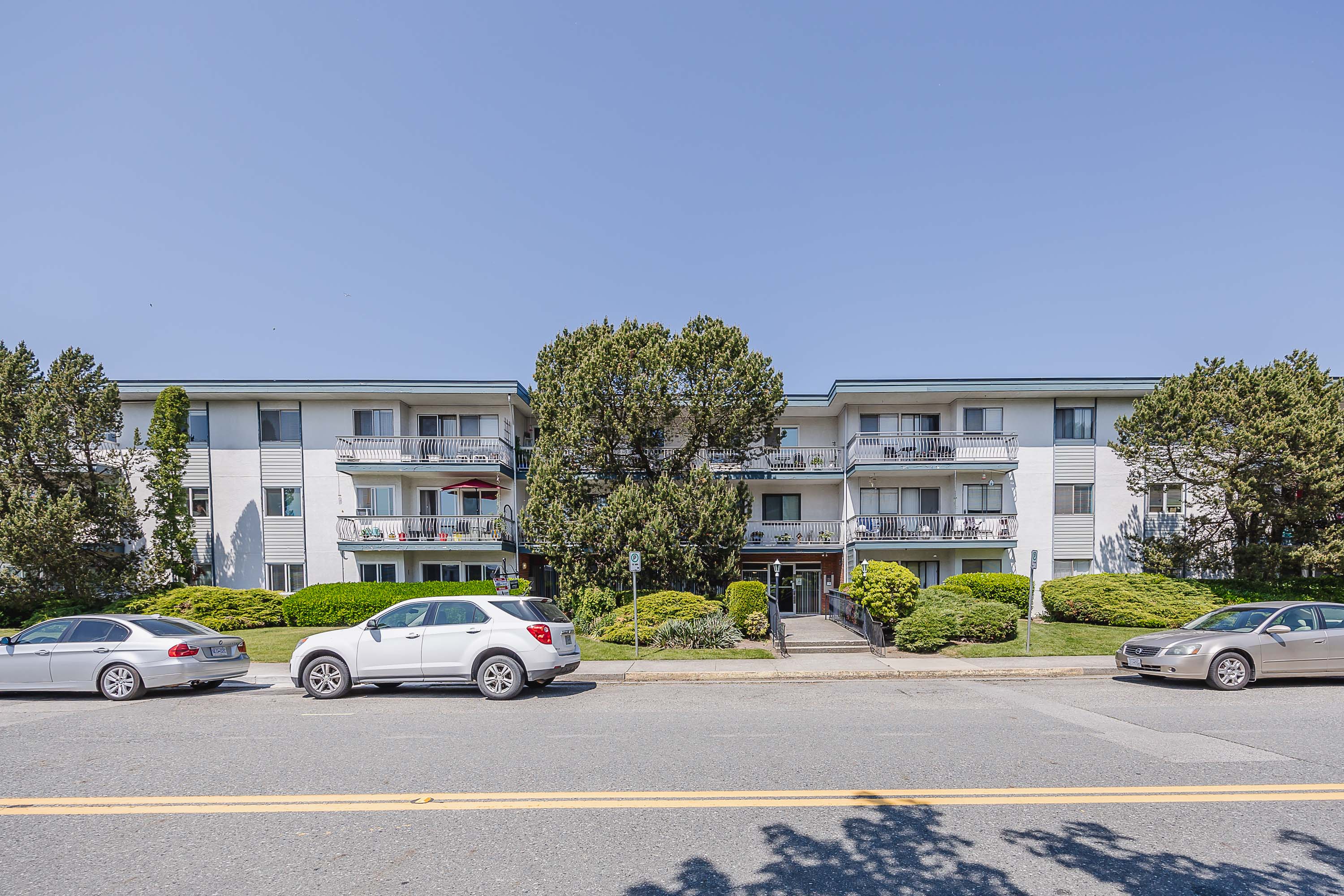 320 - 17707 57A Avenue, Surrey