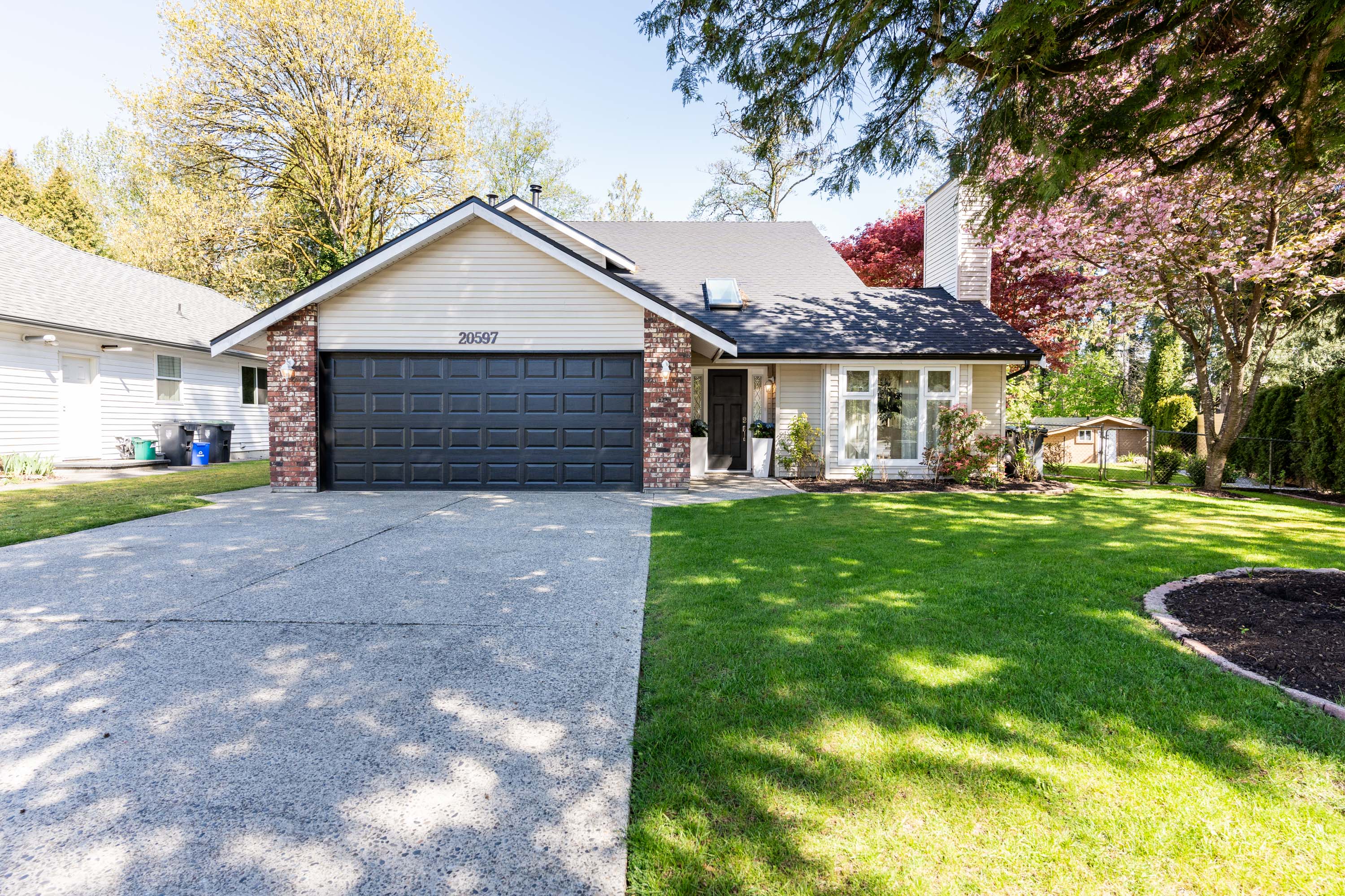 20597 95A Avenue, Langley