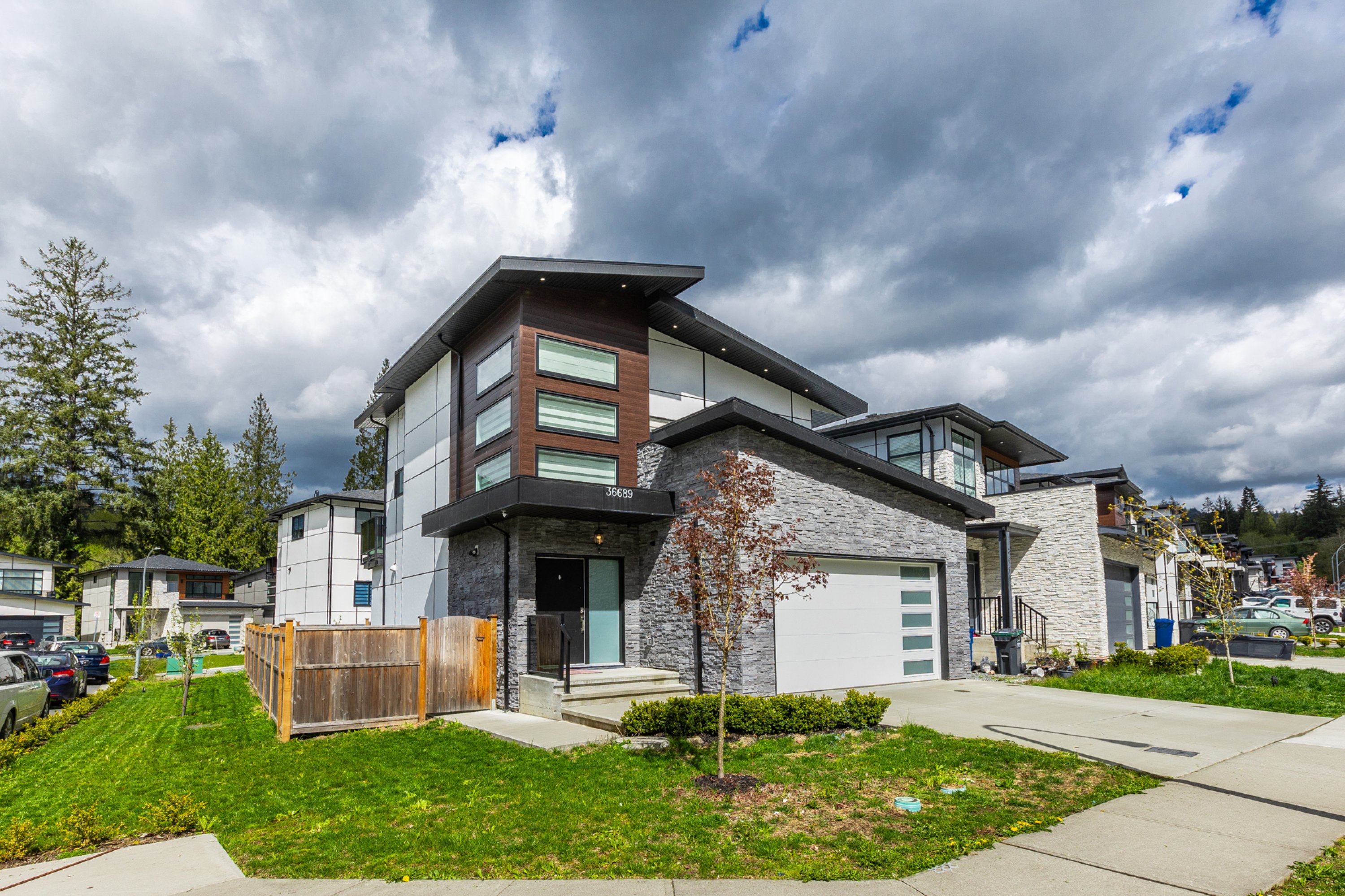 36689 Dianne Brook Avenue, Abbotsford