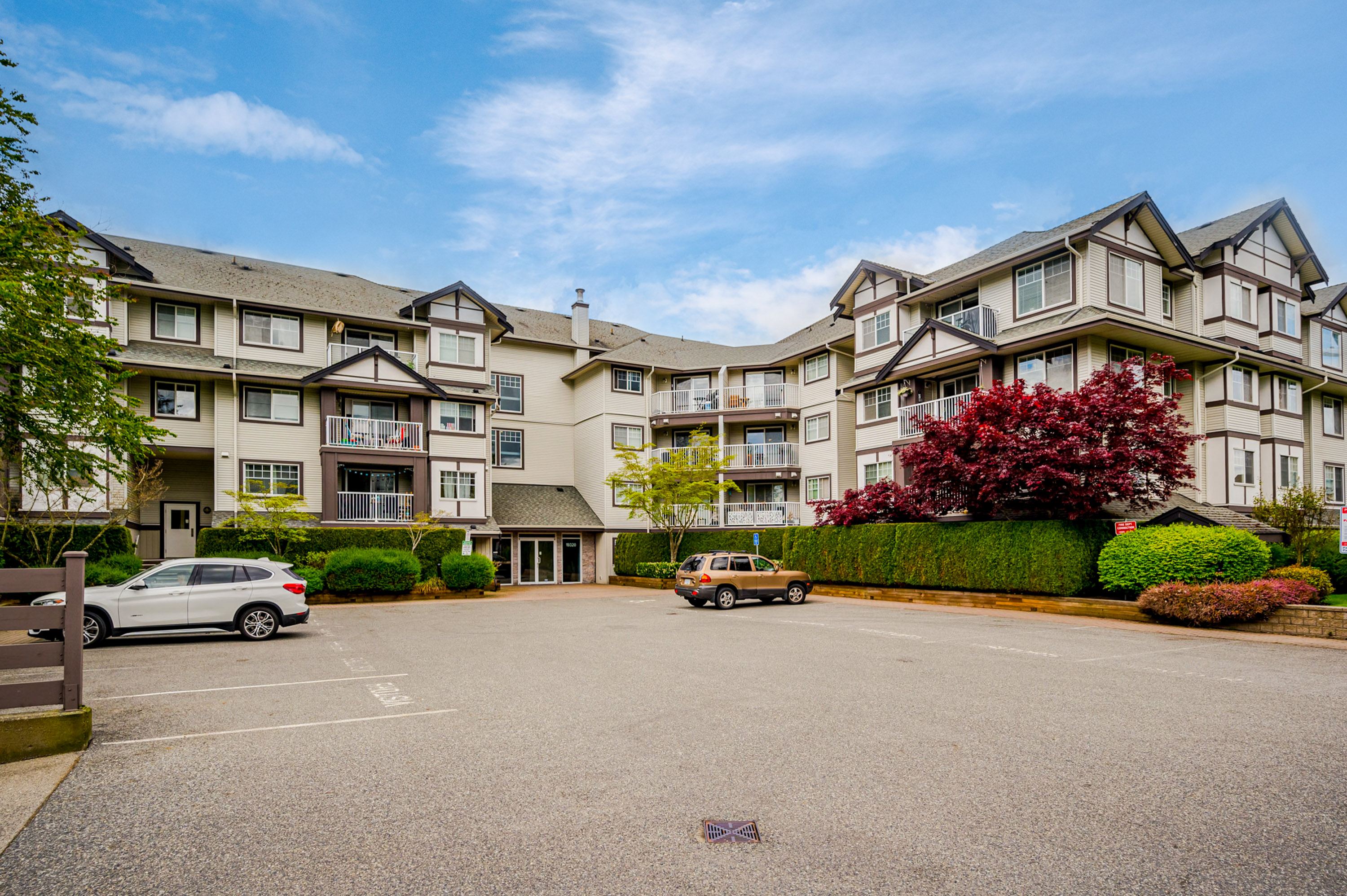 214 - 19320 65 Avenue, Surrey