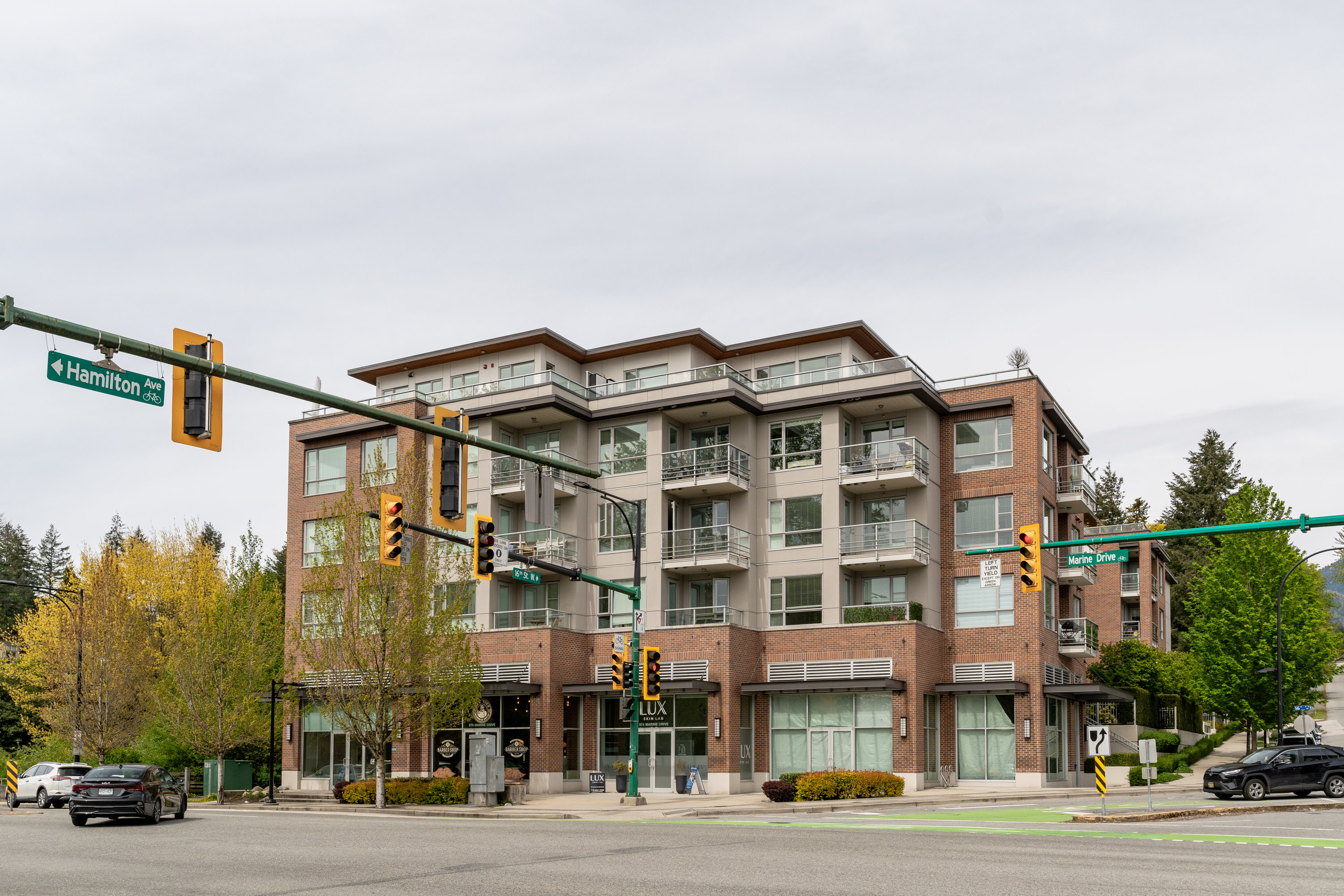 214 - 1621 Hamilton Avenue, North Vancouver