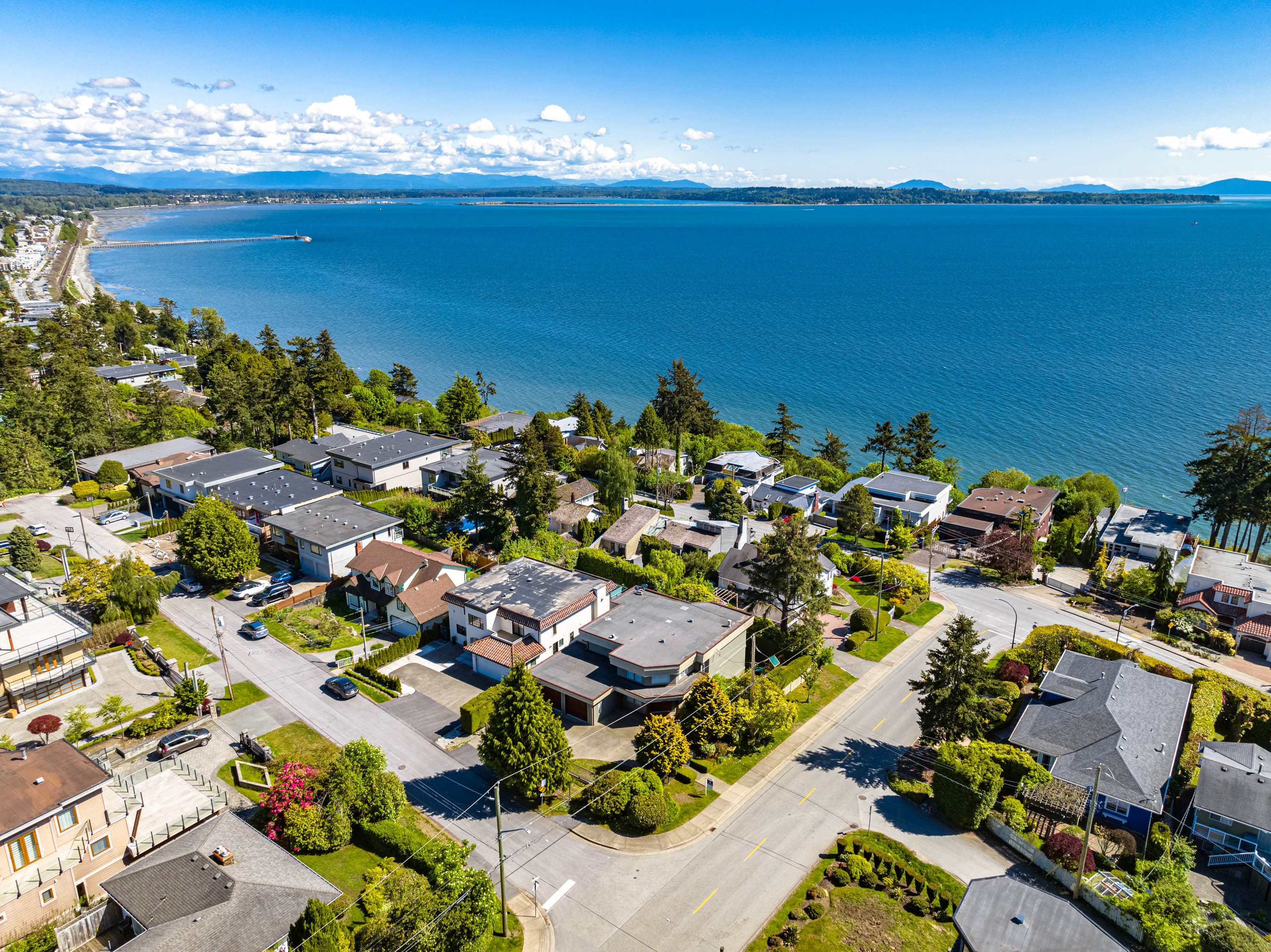 1386 Bishop Road, White Rock