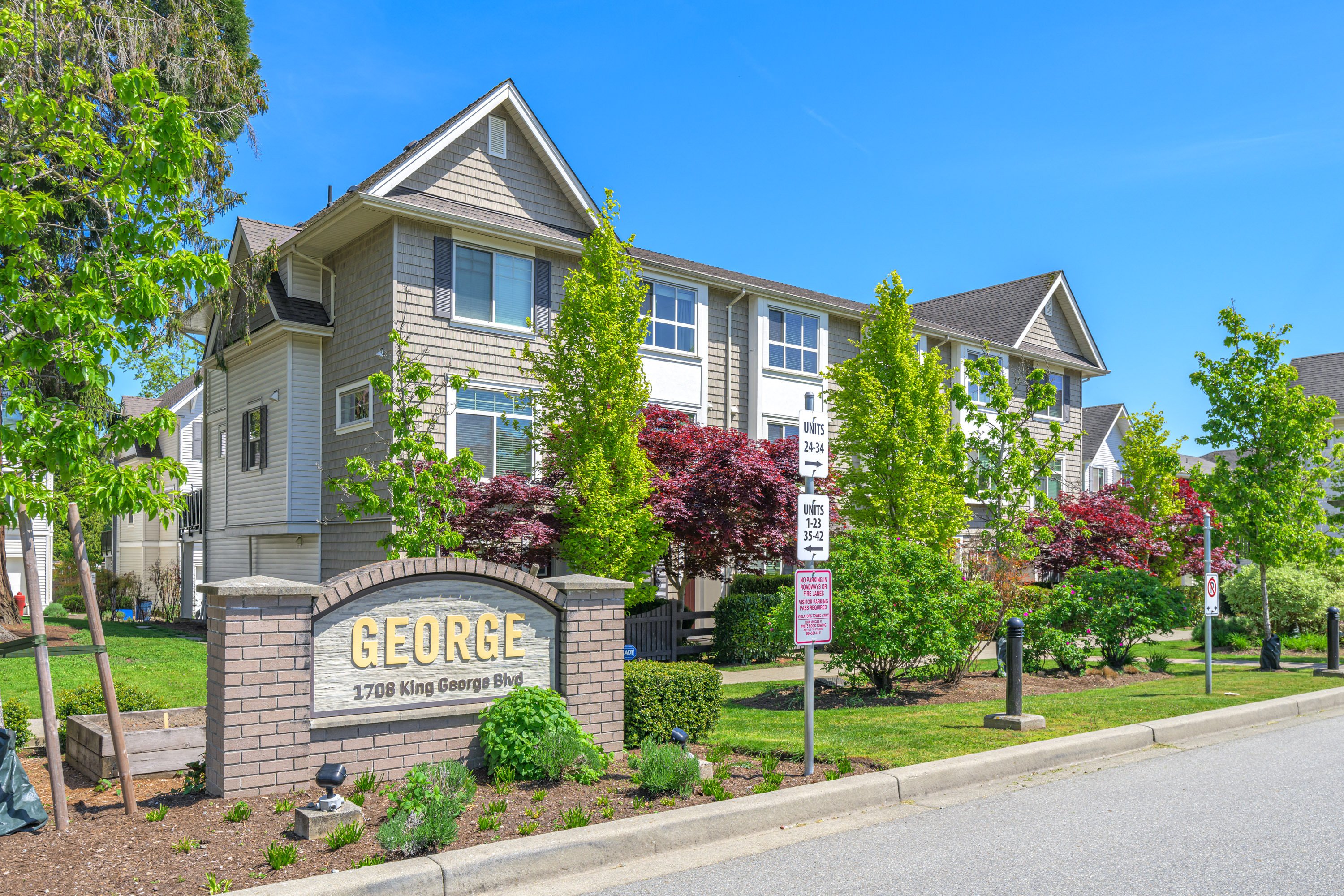 13 - 1708 King George Blvd, Surrey