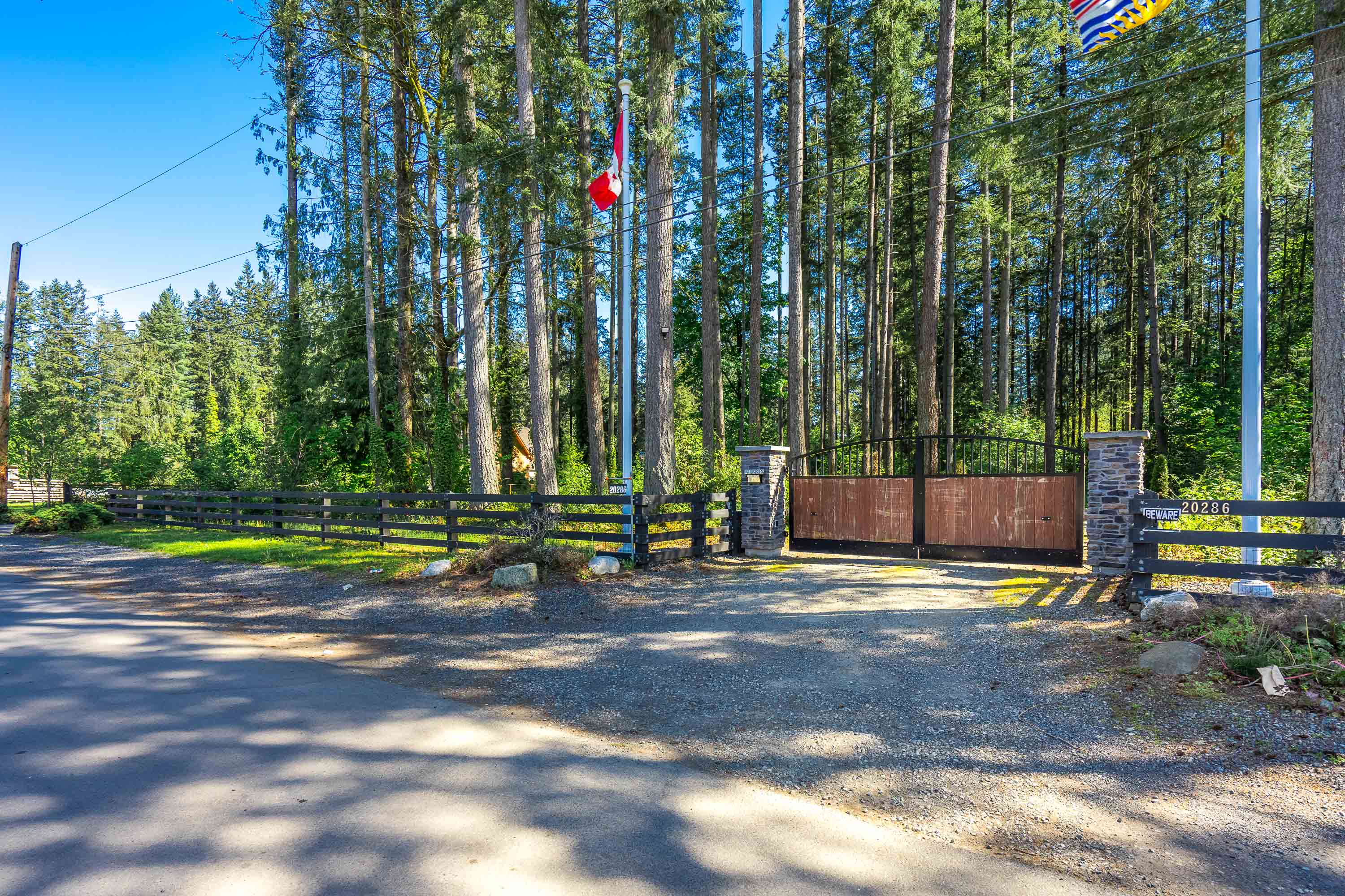 20286 27 Avenue, Langley