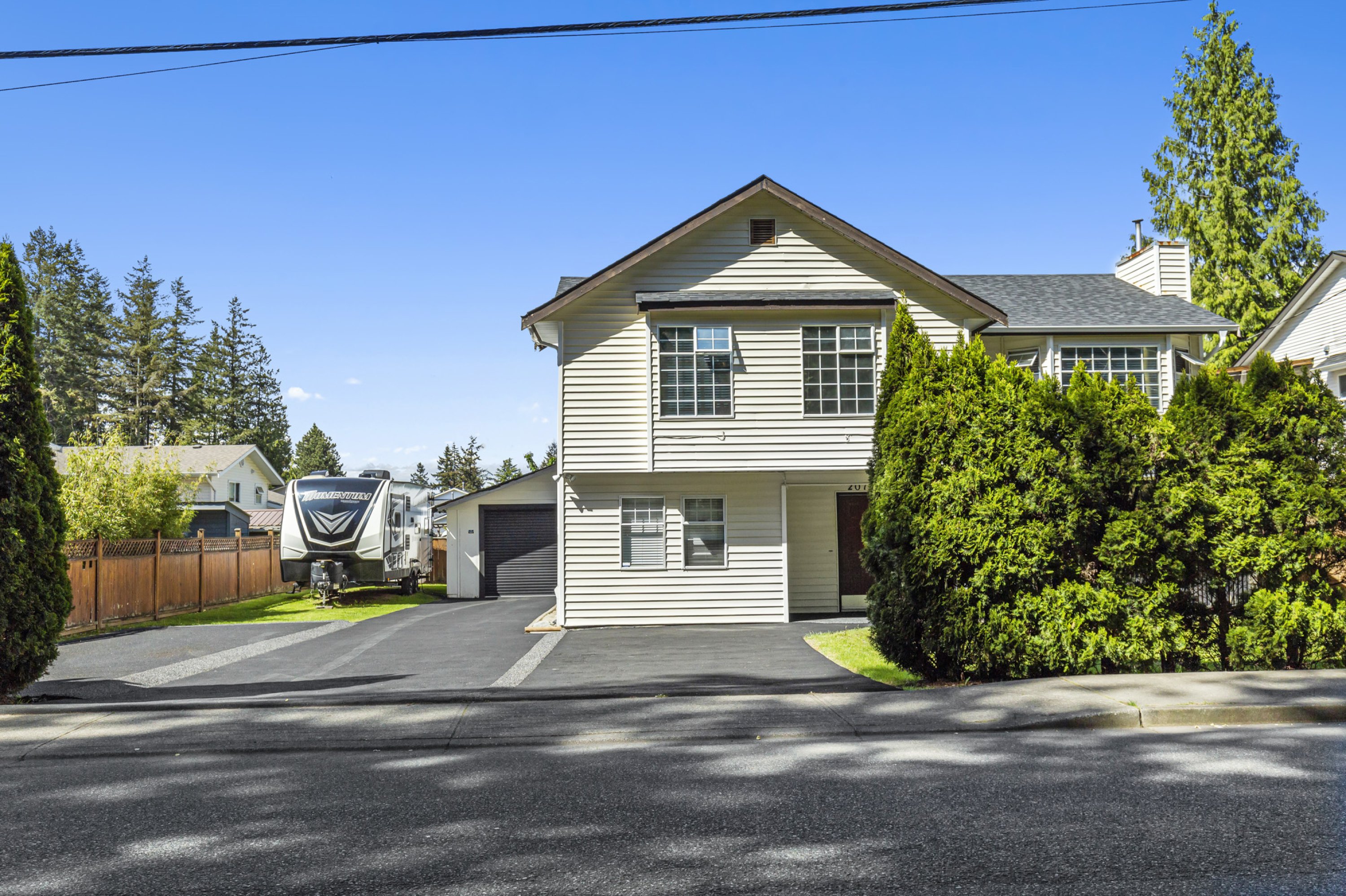 20771 44 Avenue, Langley