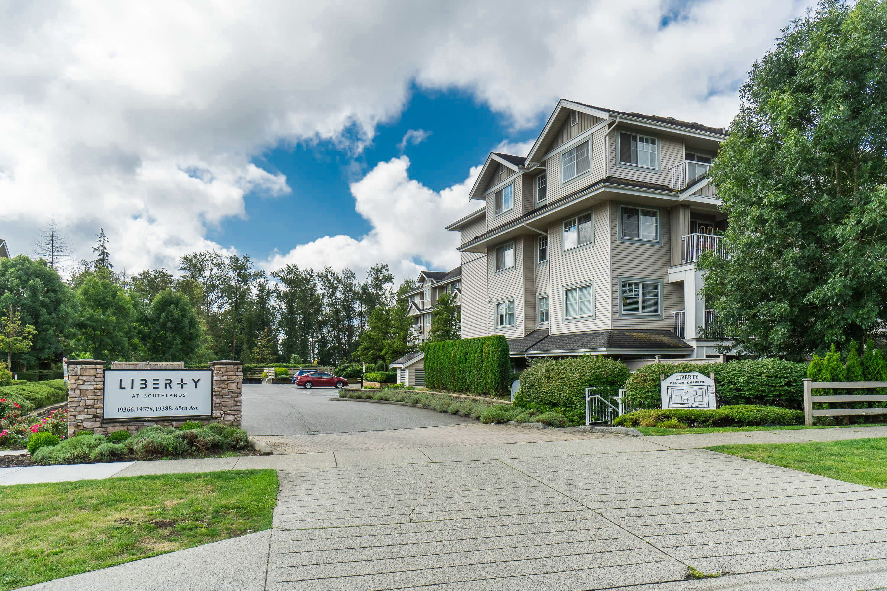 403 - 19388 65 Avenue, Surrey