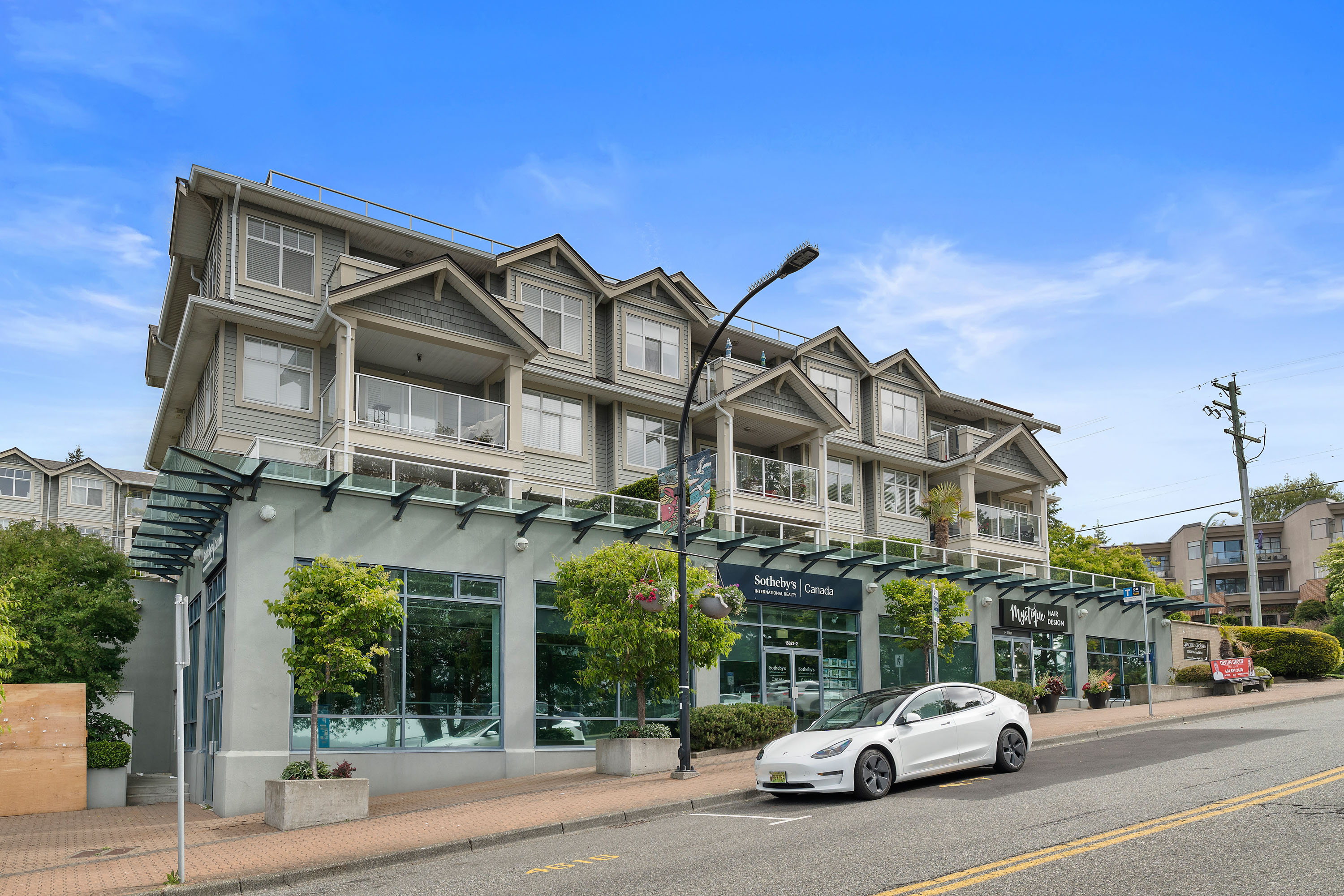 214 - 15621 Marine Drive, White Rock