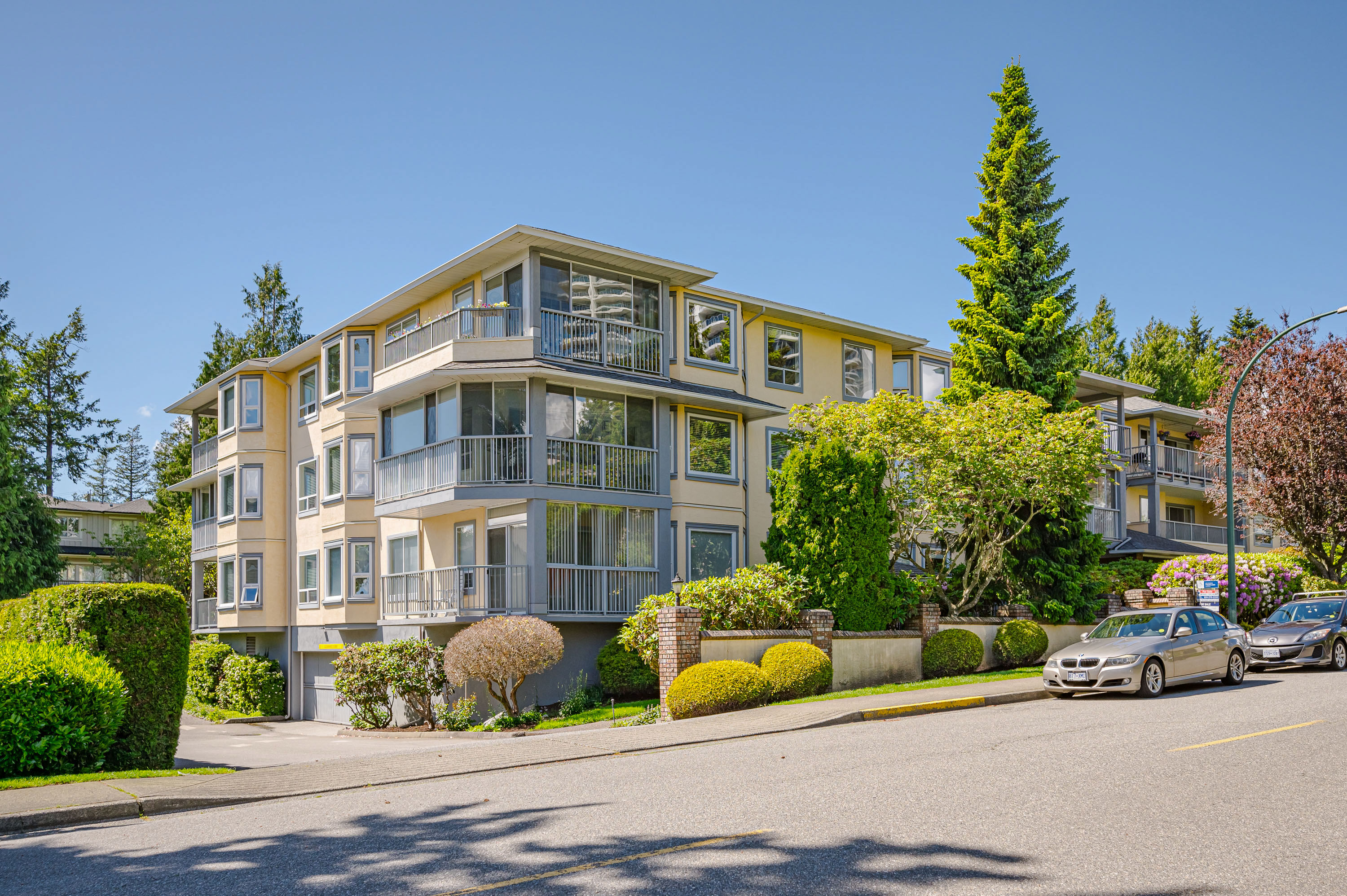 310 - 1459 Blackwood Street, White Rock