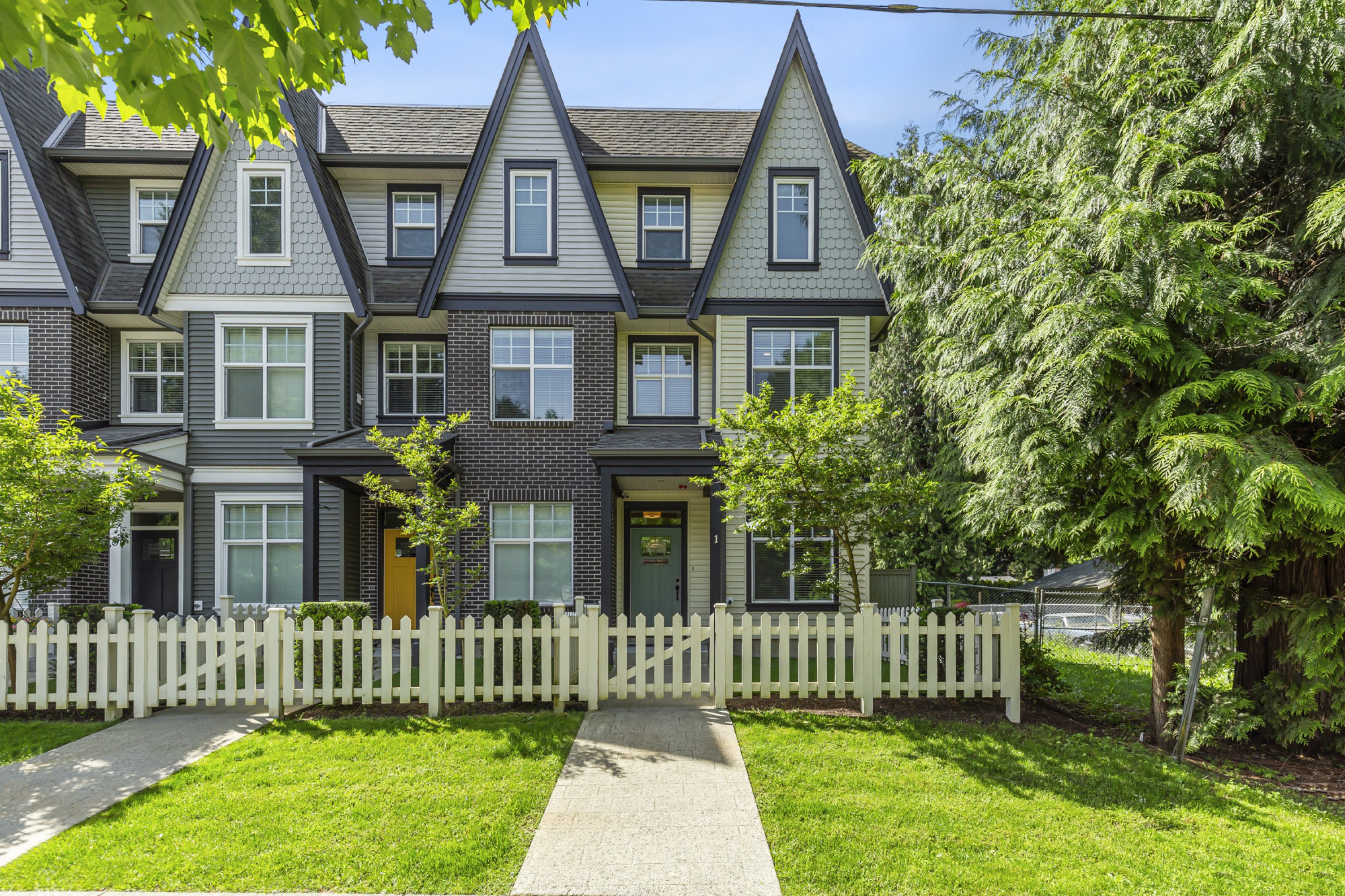 1 - 33460 Lynn Avenue, Abbotsford