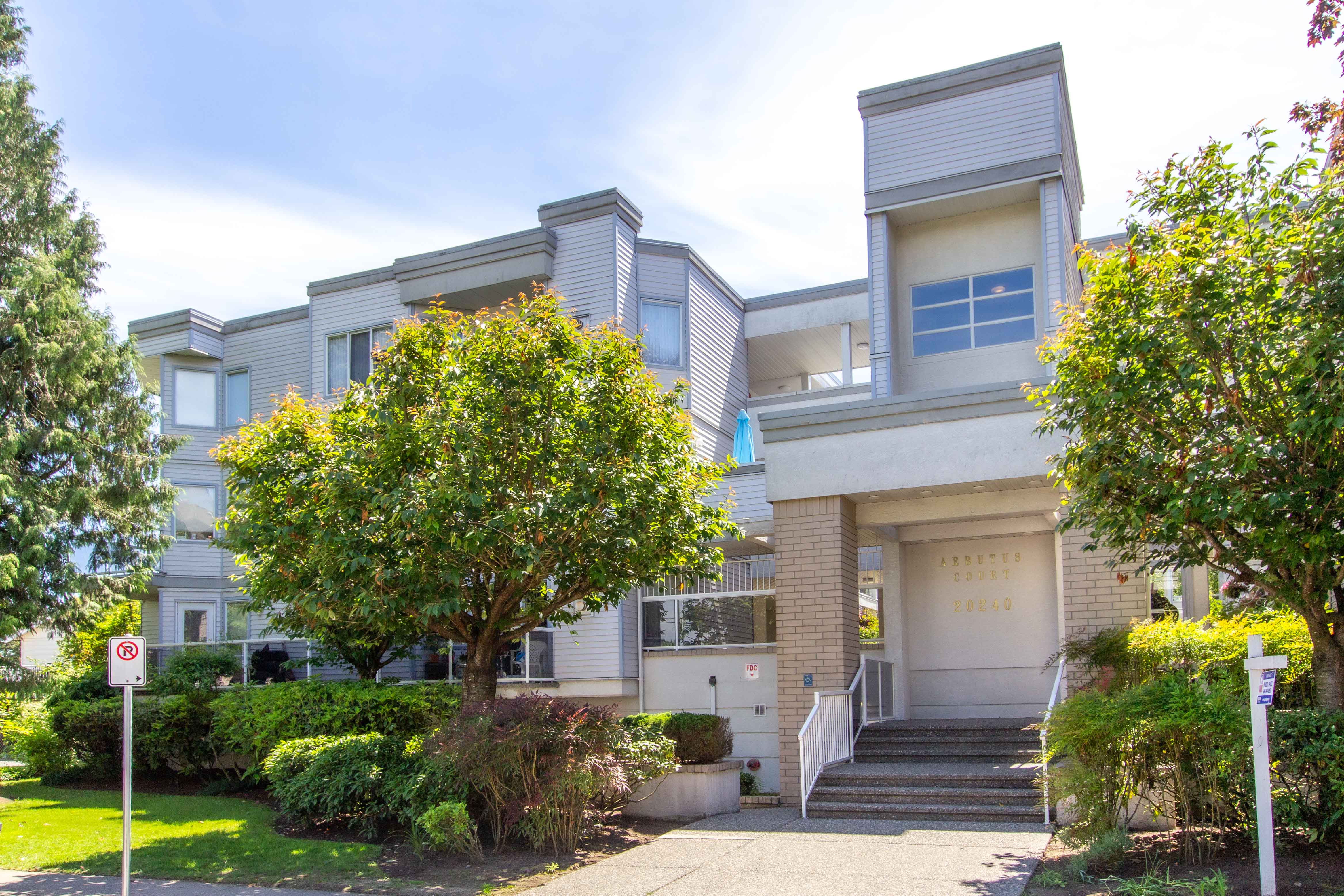 202 - 20240 54A Avenue, Langley