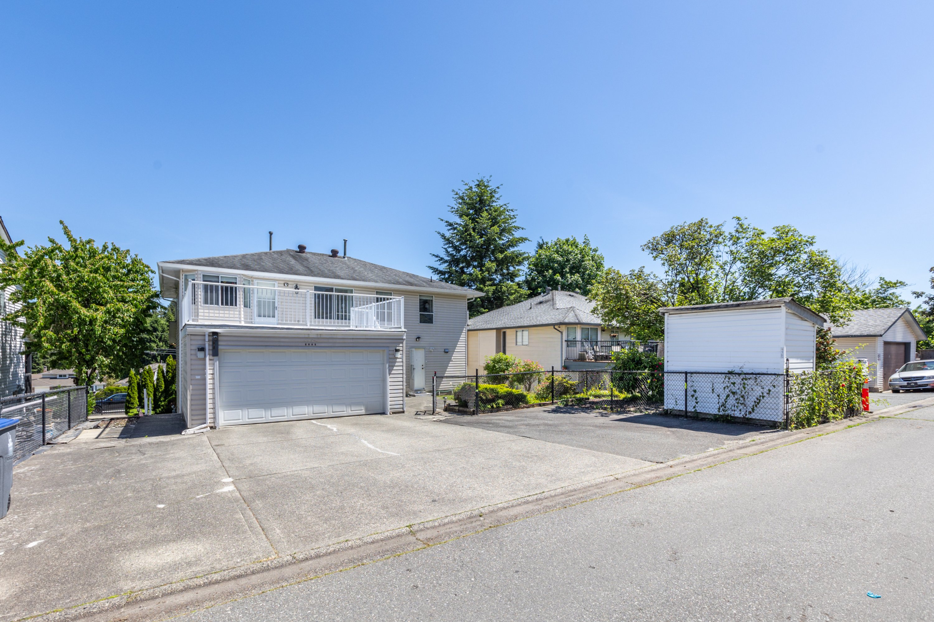 9965 160 Street, Surrey