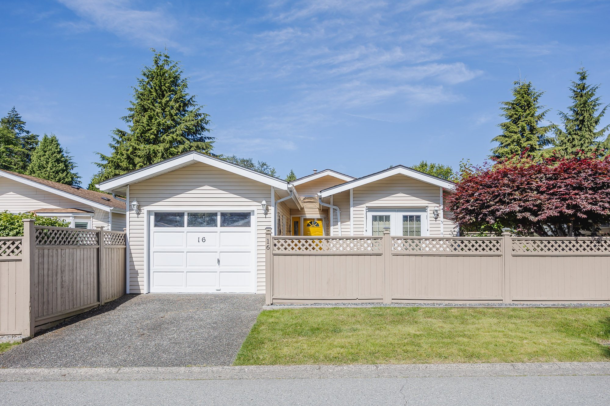 16 - 1400 164 Street, Surrey