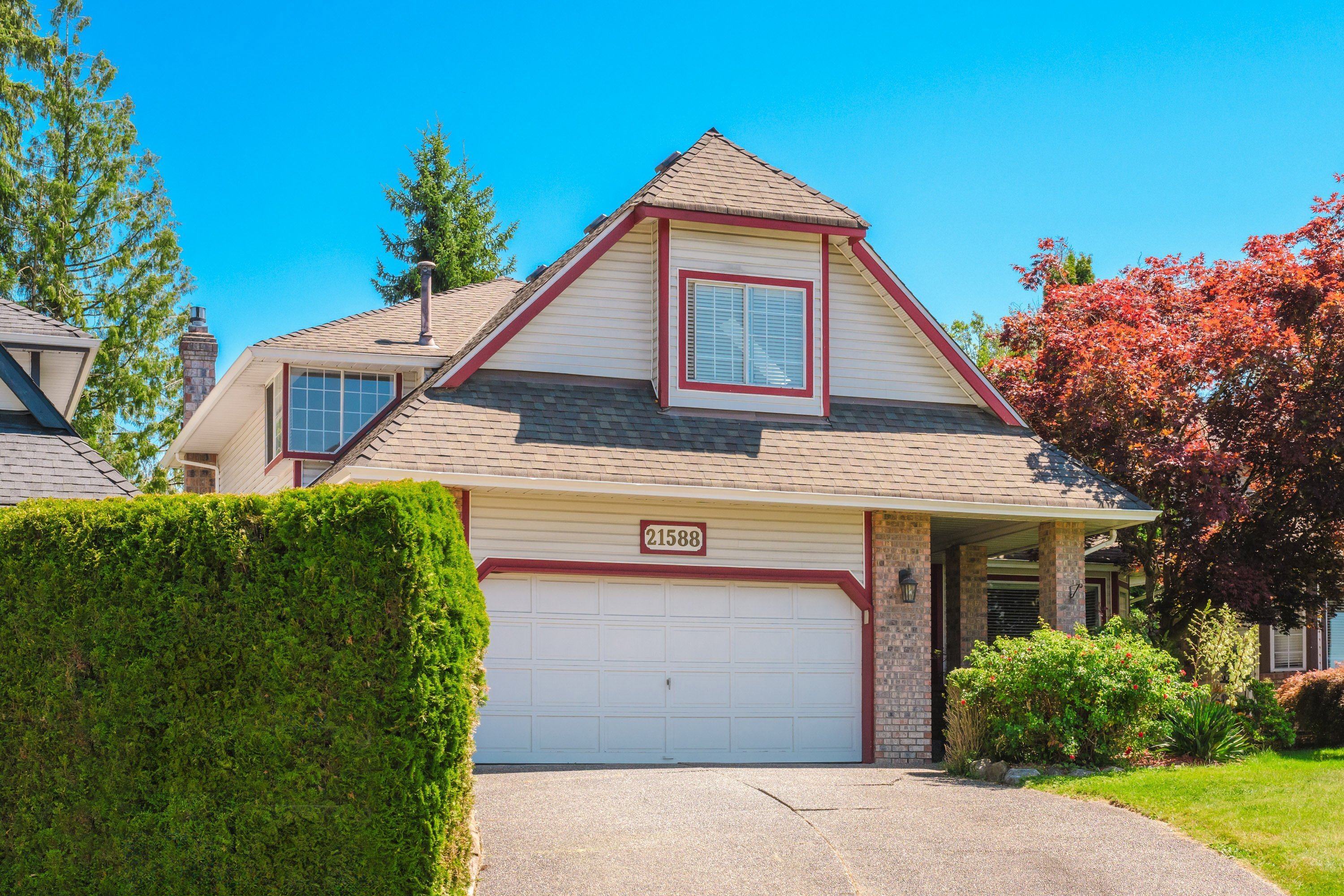 21588 87A Avenue, Langley