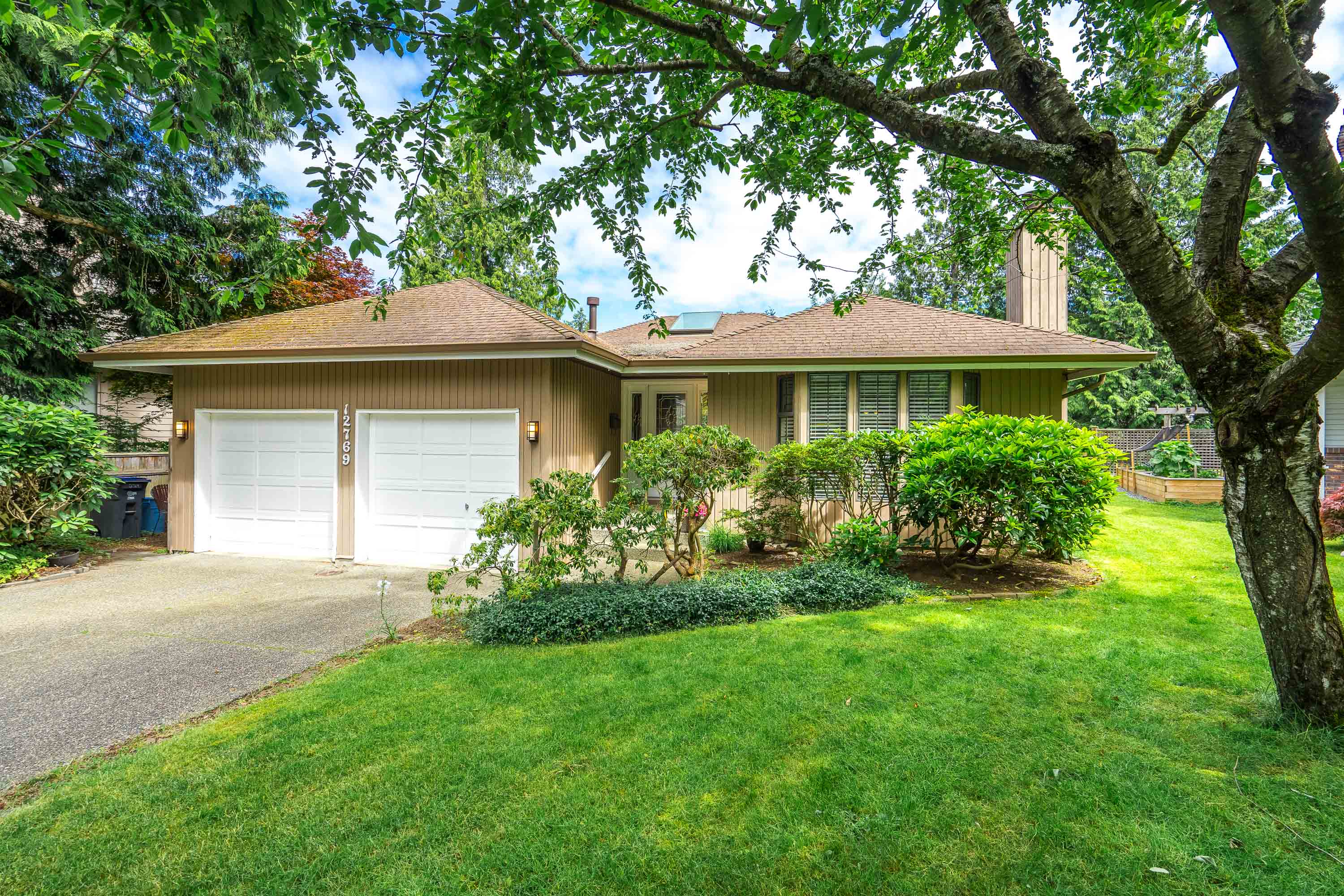 12769 Ocean Cliff Drive, Surrey