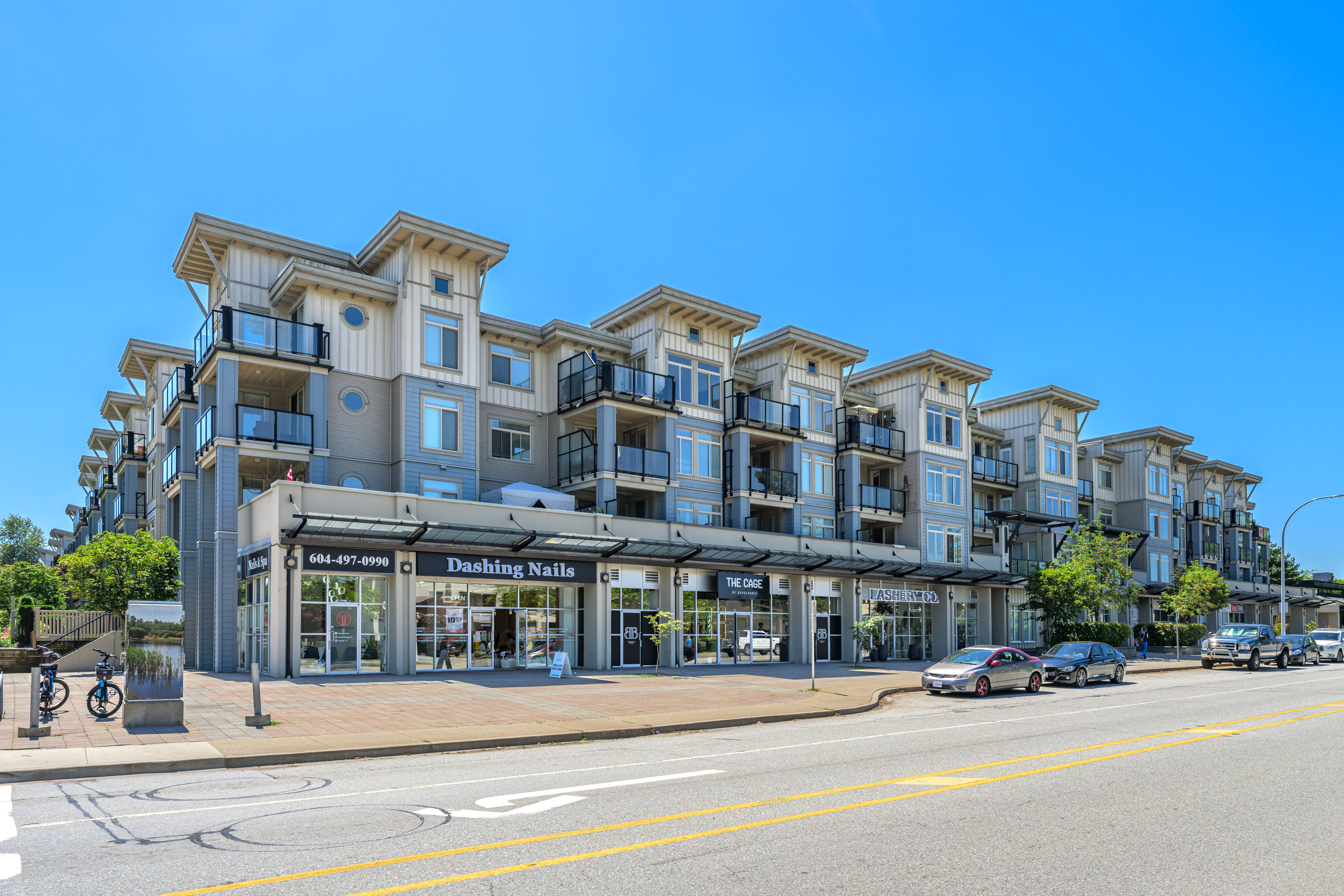 221 - 15380 102A Avenue, Surrey