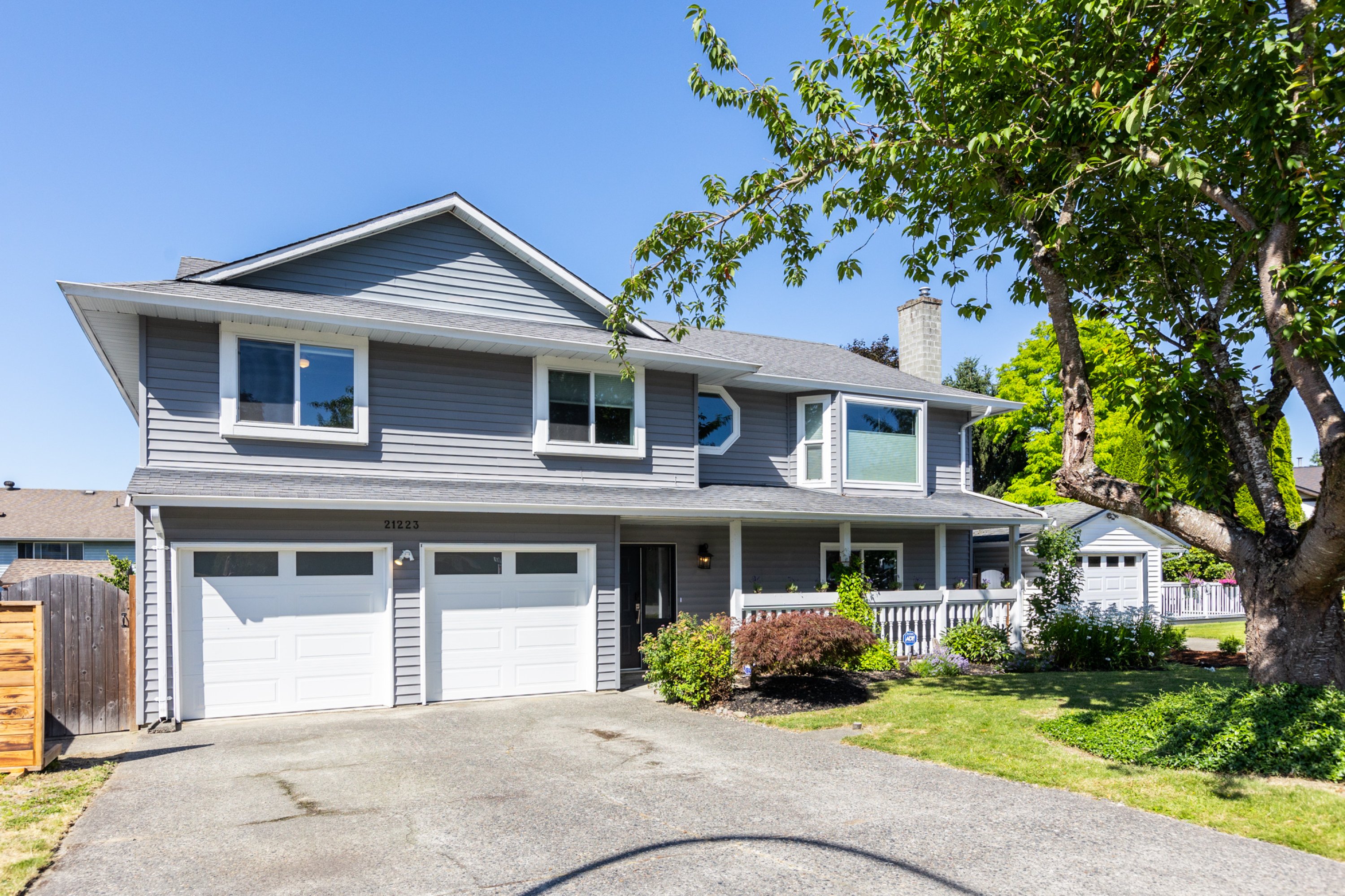 21223 94A Avenue, Langley