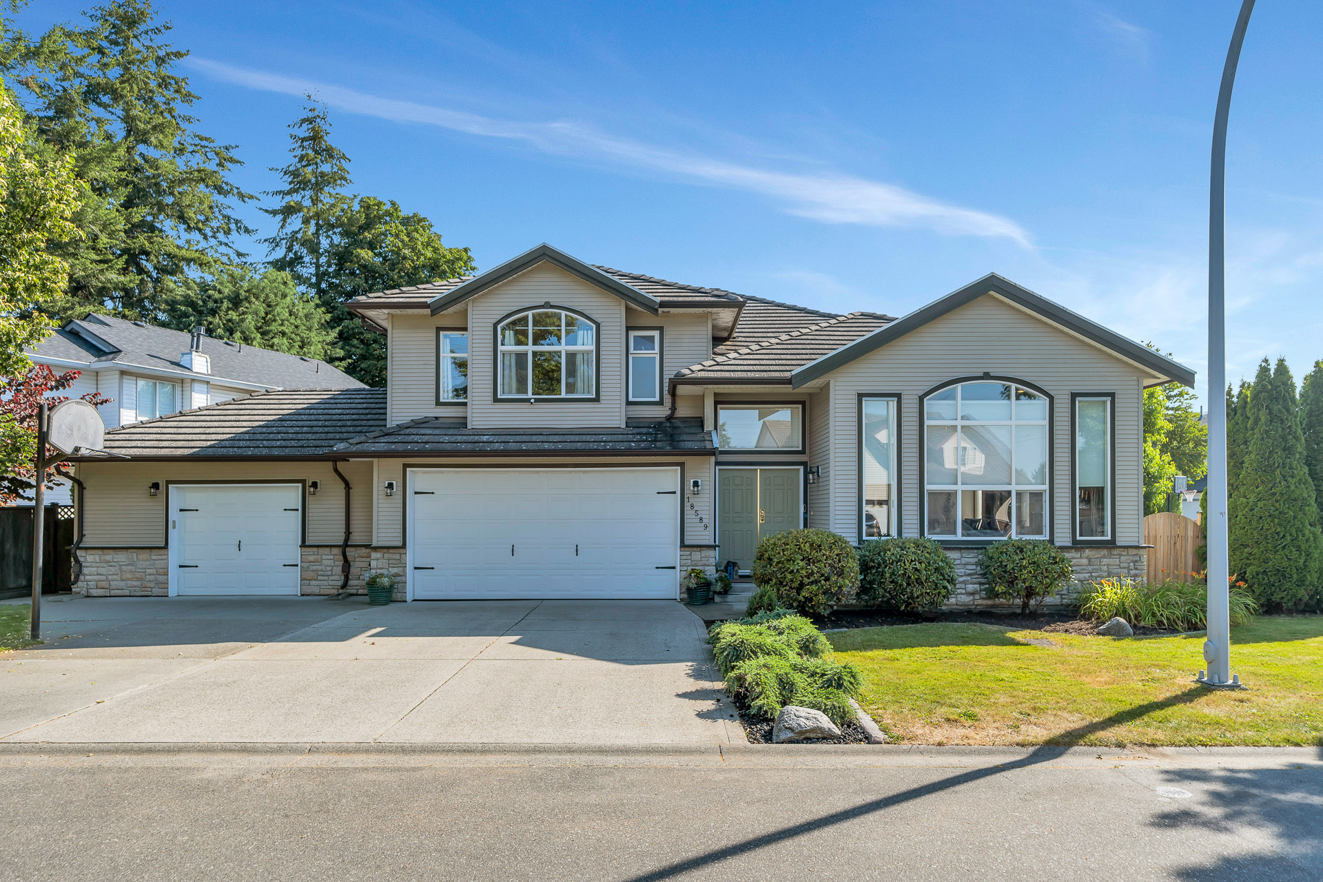 18589 59 Avenue, Cloverdale