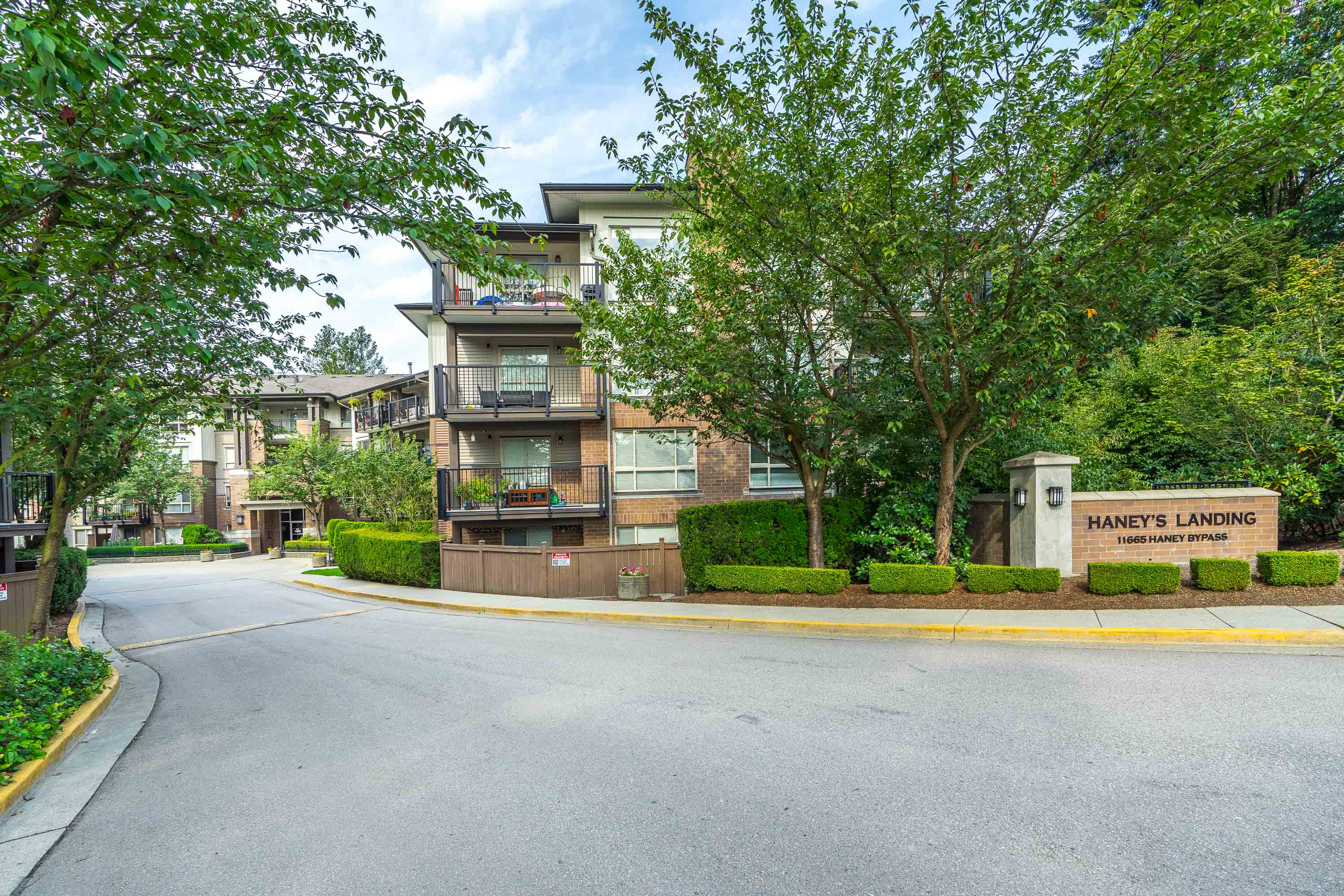 212 - 11665 Haney Bypass, Maple Ridge