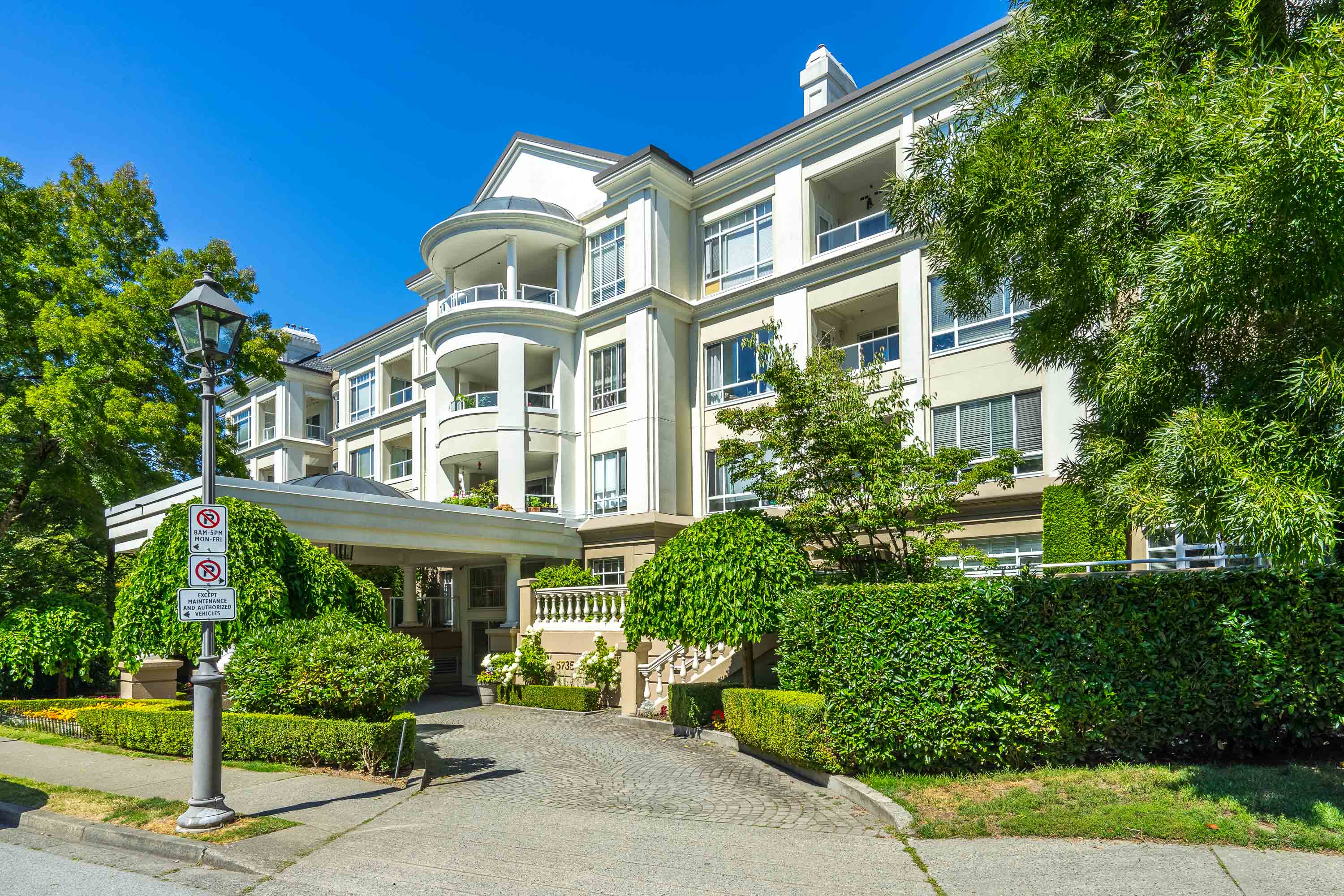 132 - 5735 Hampton Place, Vancouver