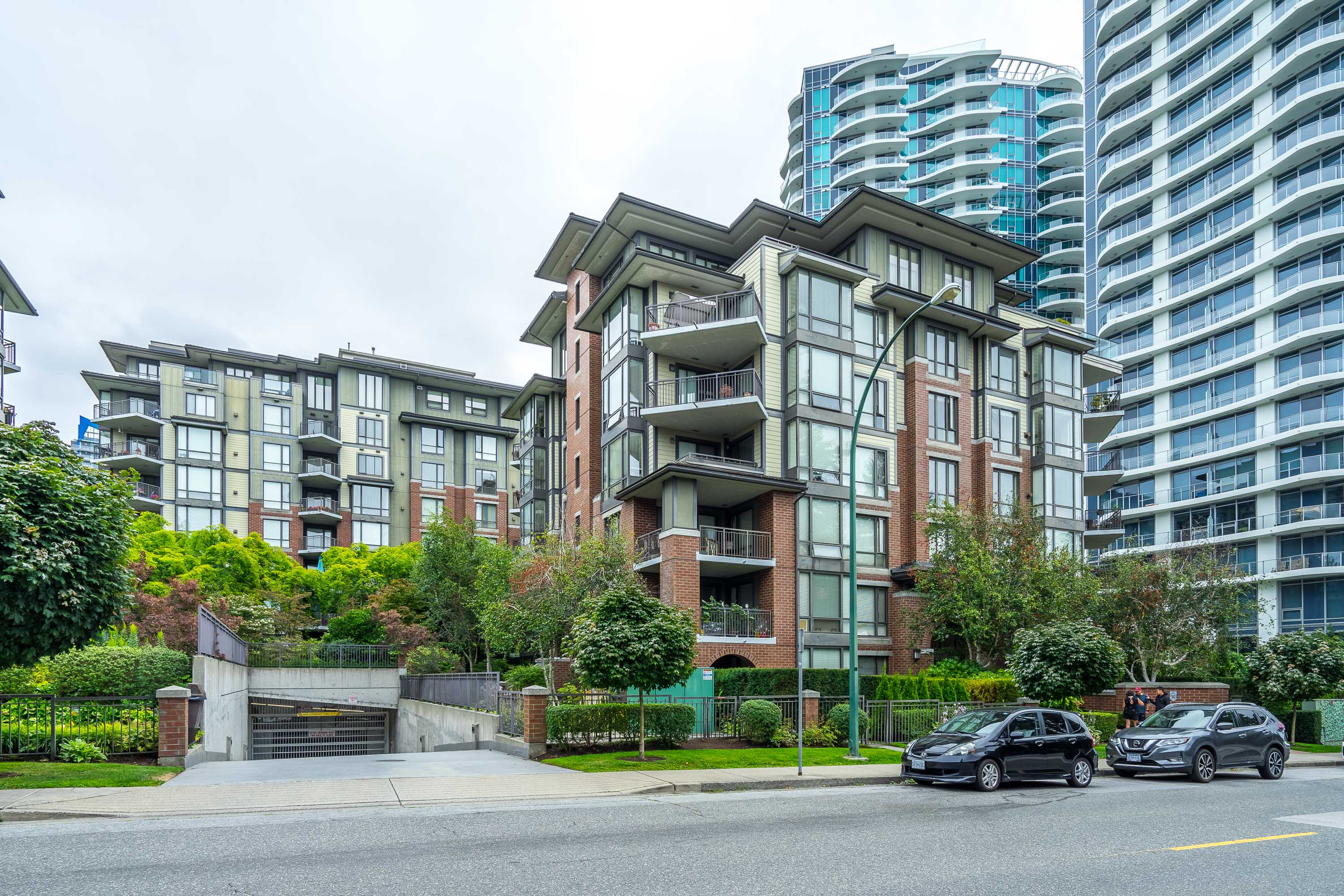 402 - 1550 Martin Street, White Rock