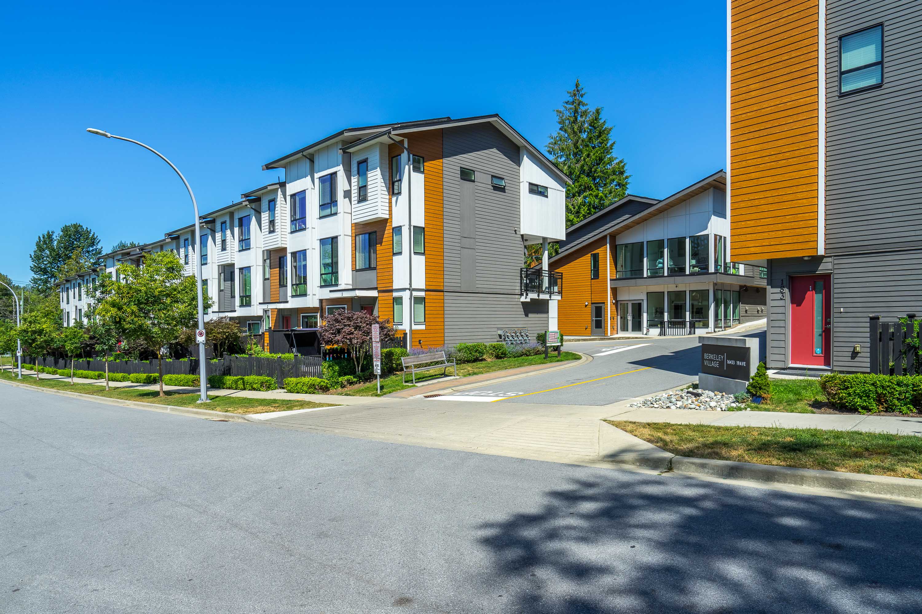 118 - 16433 19 Avenue, Surrey