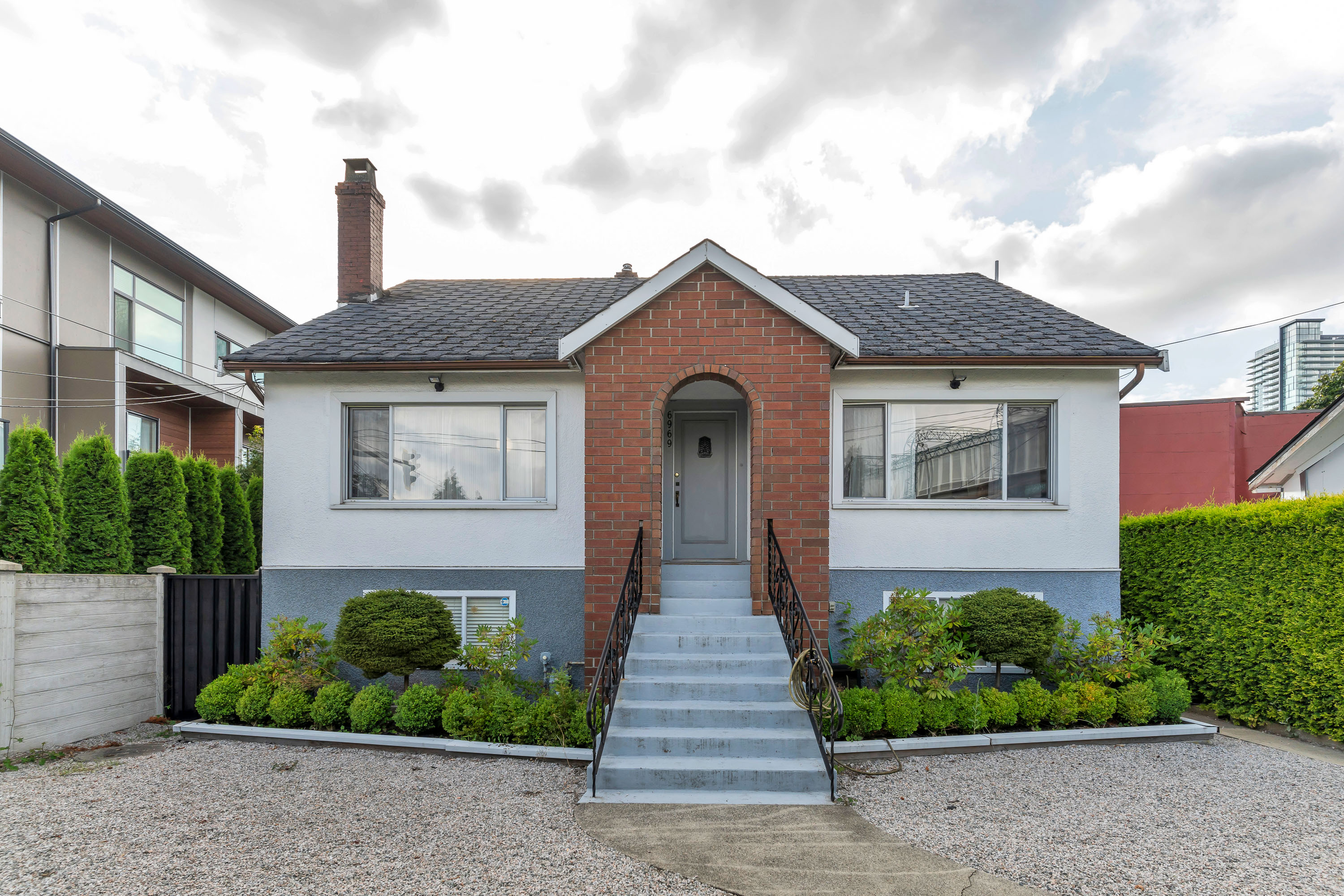 6969 Royal Oak Avenue, Burnaby