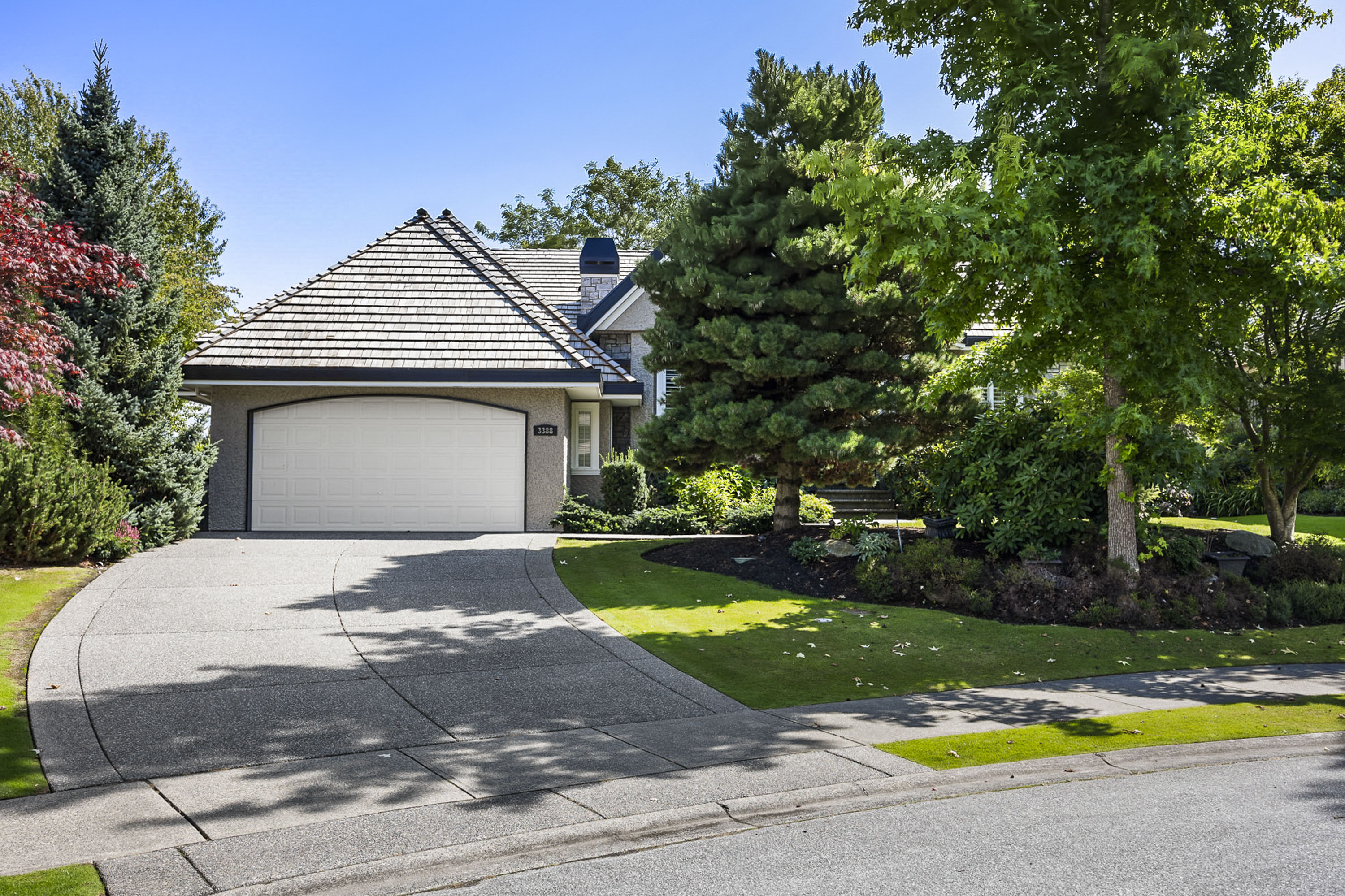 3388 Canterbury Drive, Surrey