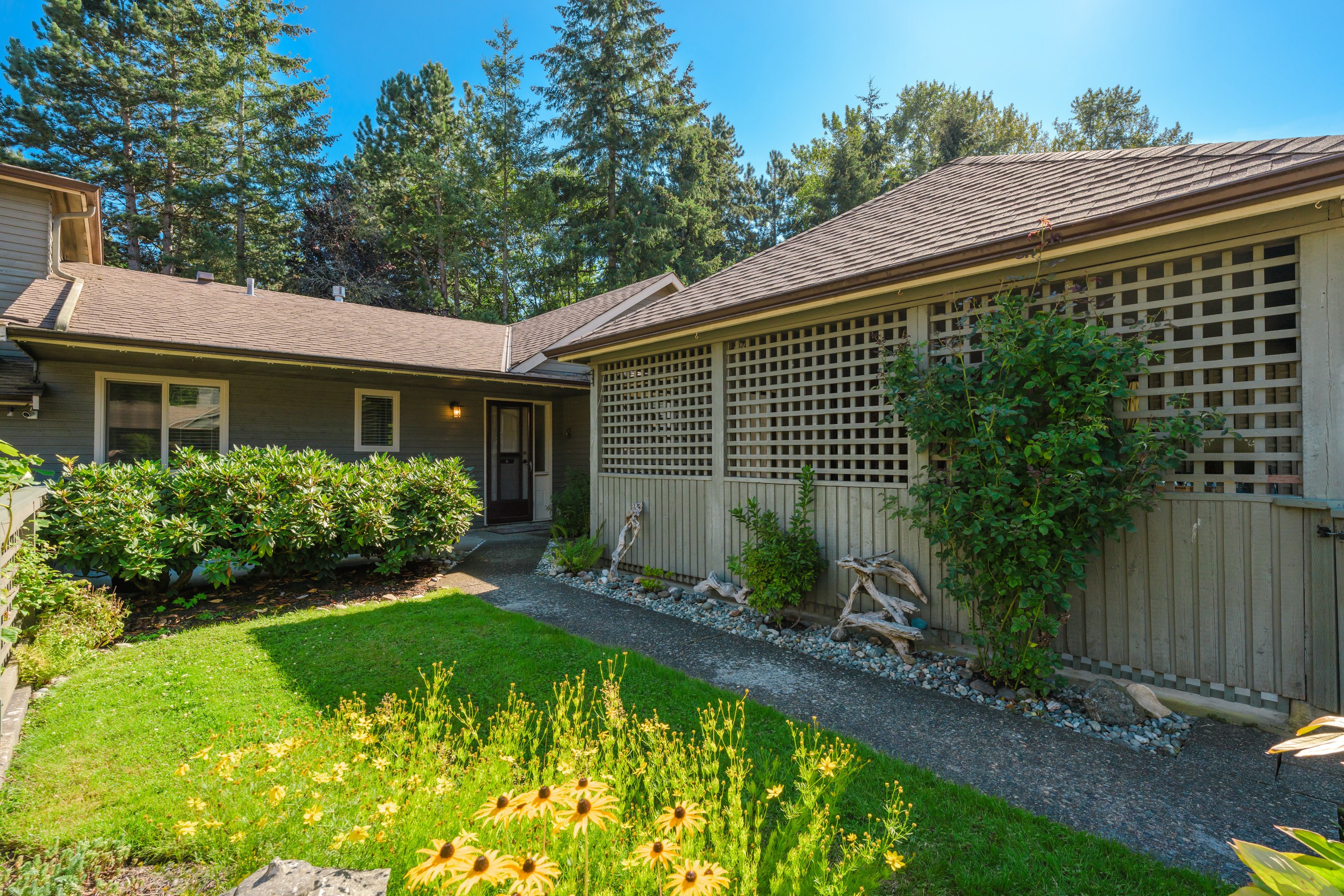 1750 Lilac Drive, Surrey