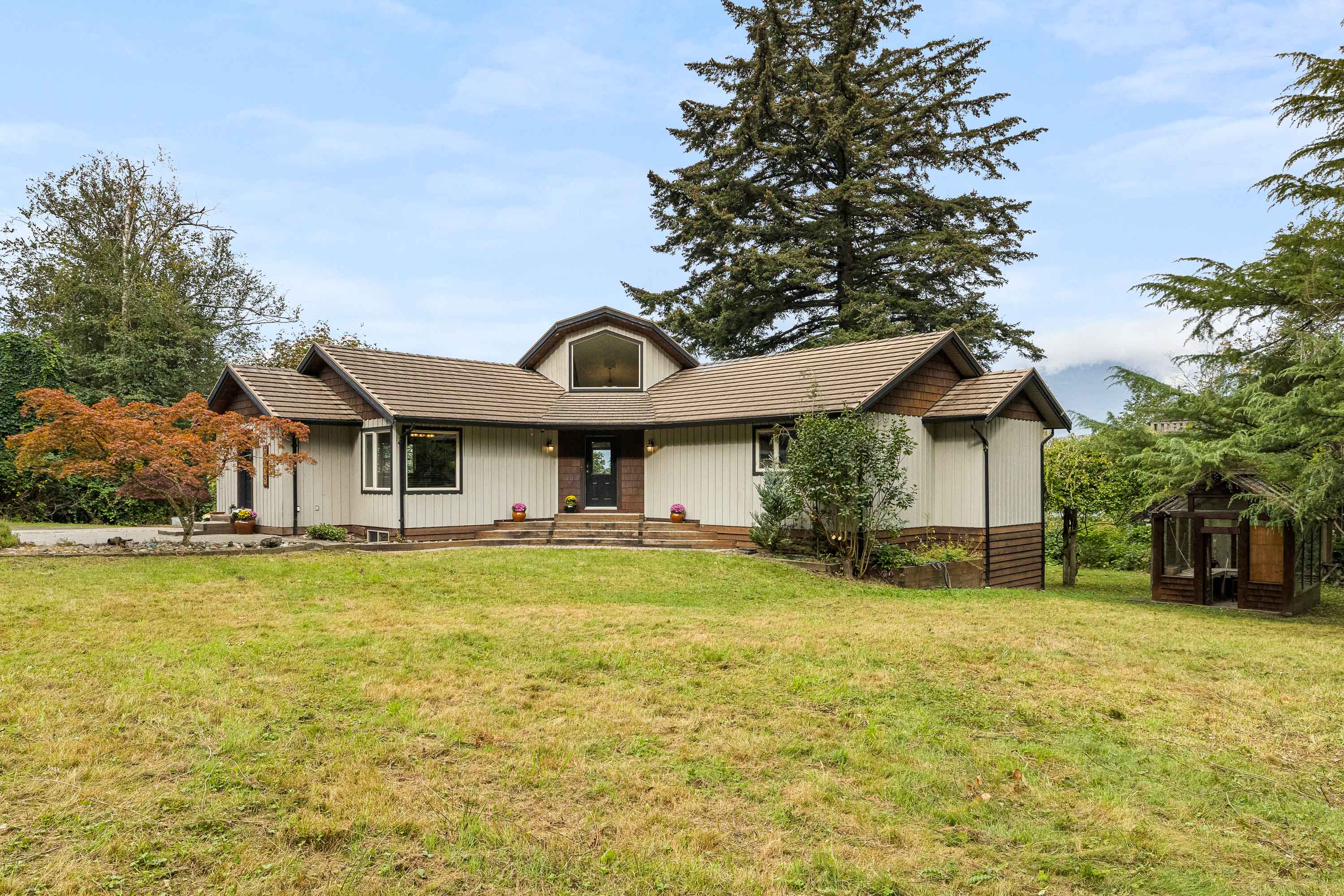 8379 Chelmsford Place, Chilliwack