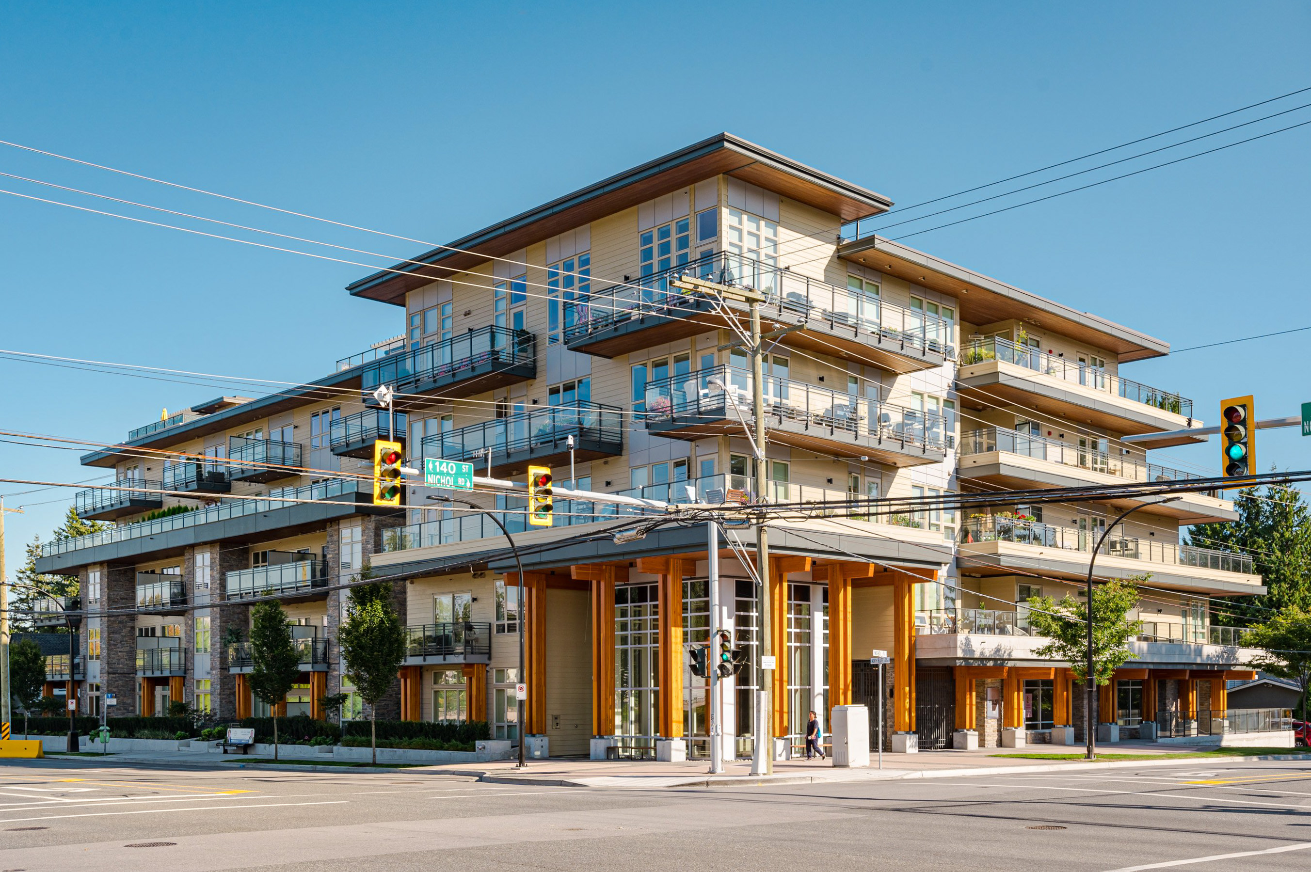 403 - 14022 North Bluff Road, White Rock