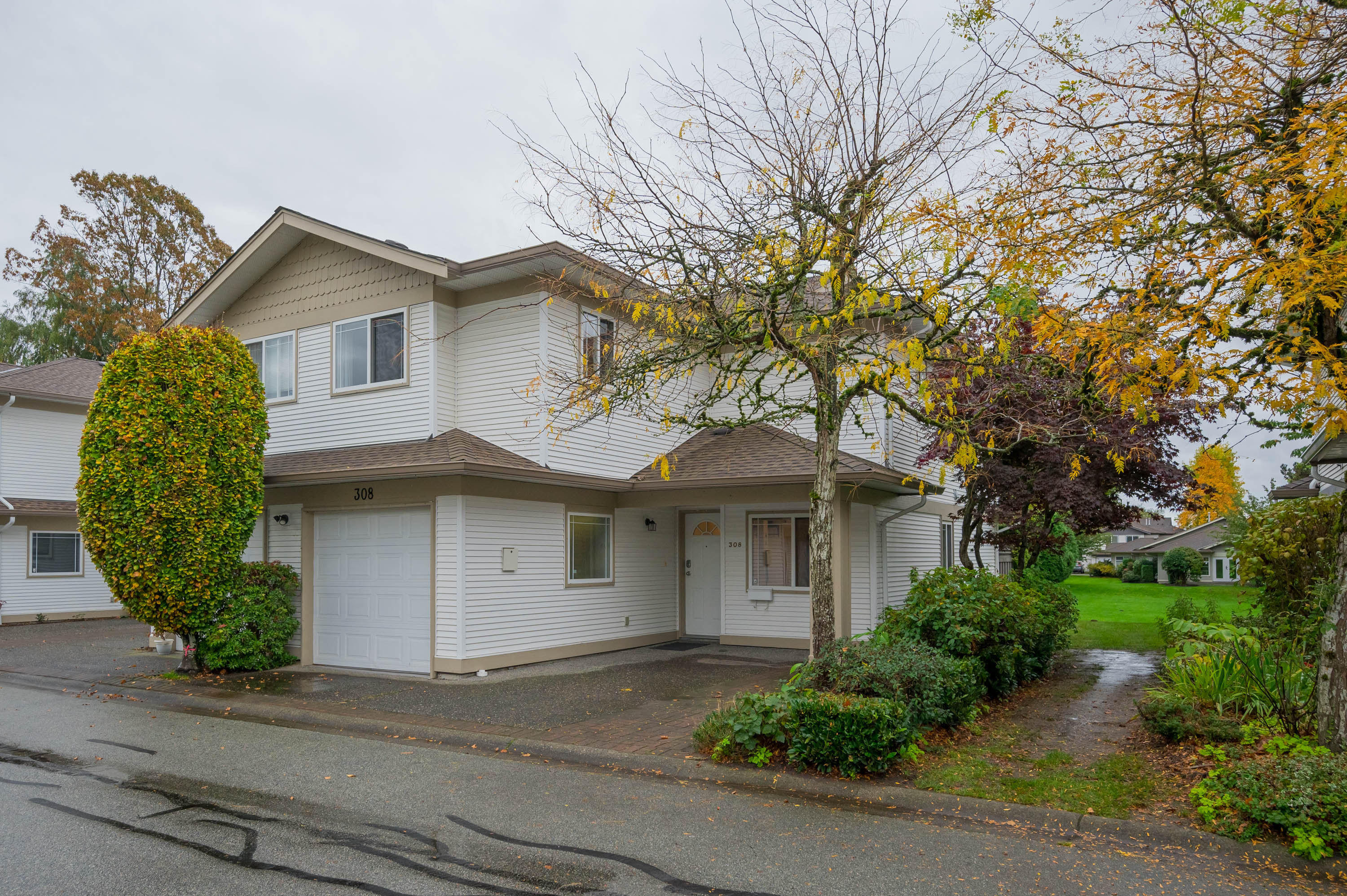 308 - 16233 82 Avenue, Surrey