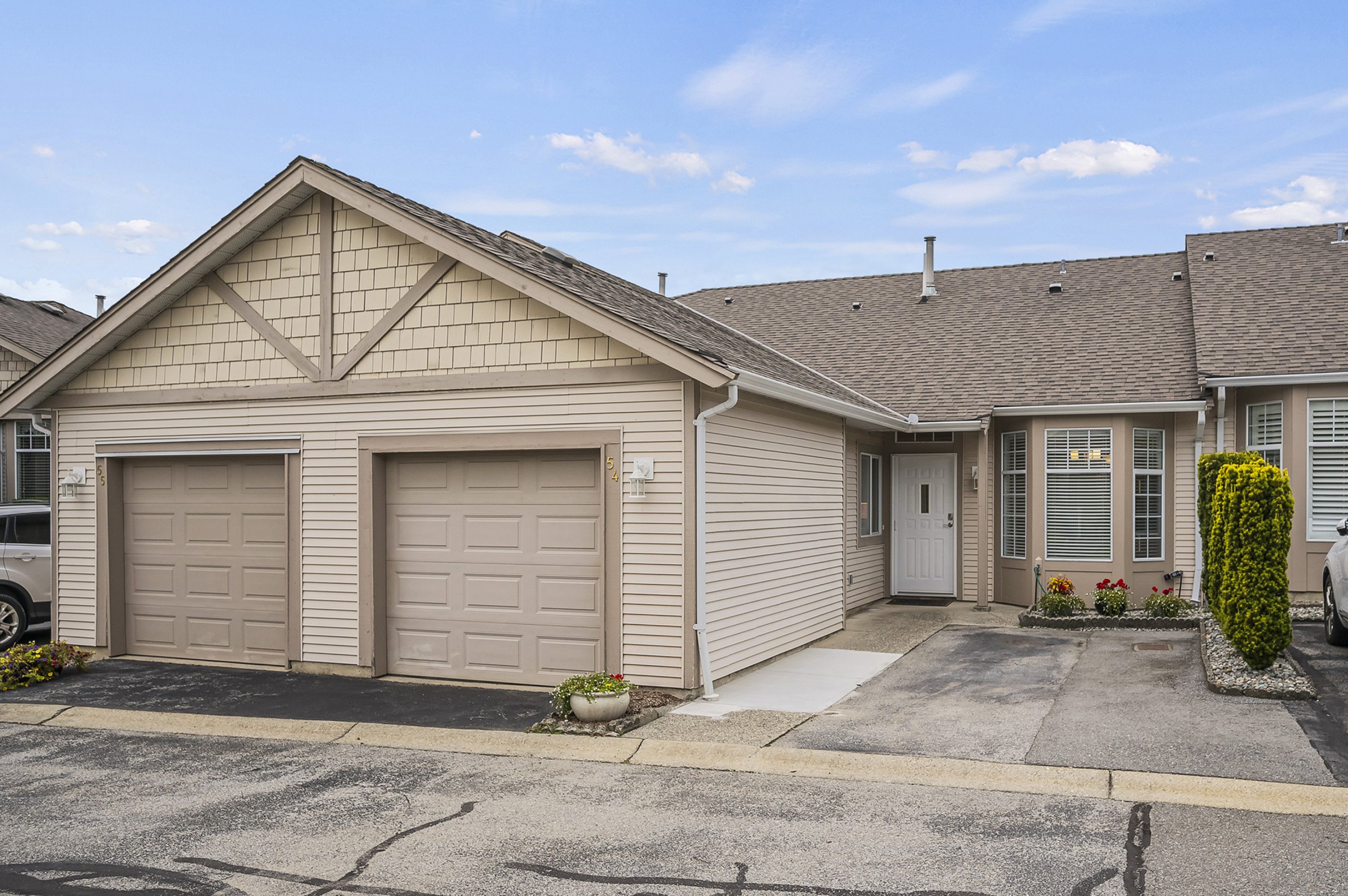 54 - 9012 Walnut Grove Drive, Langley