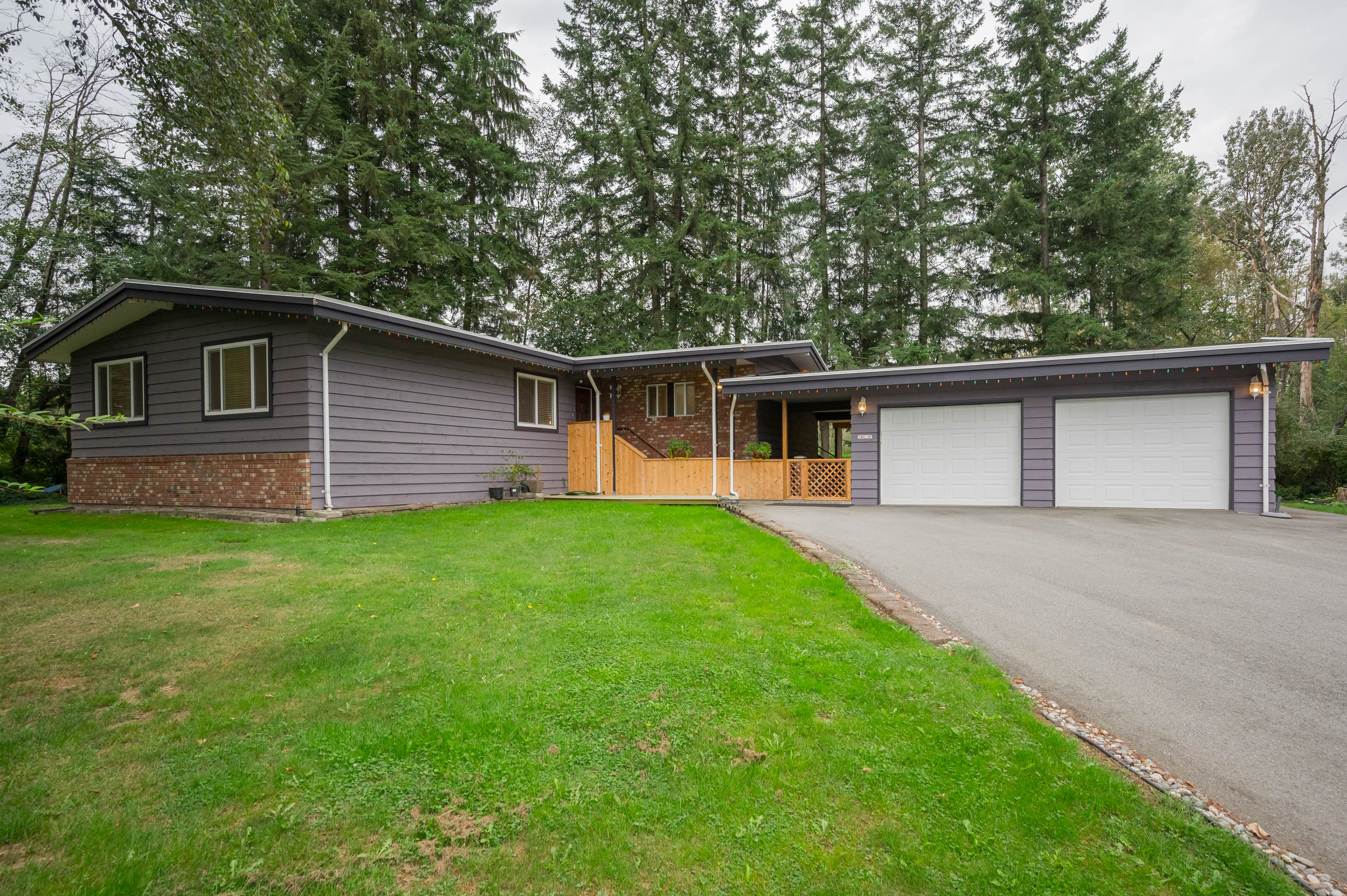 24290 Robertson Crescent, Langley