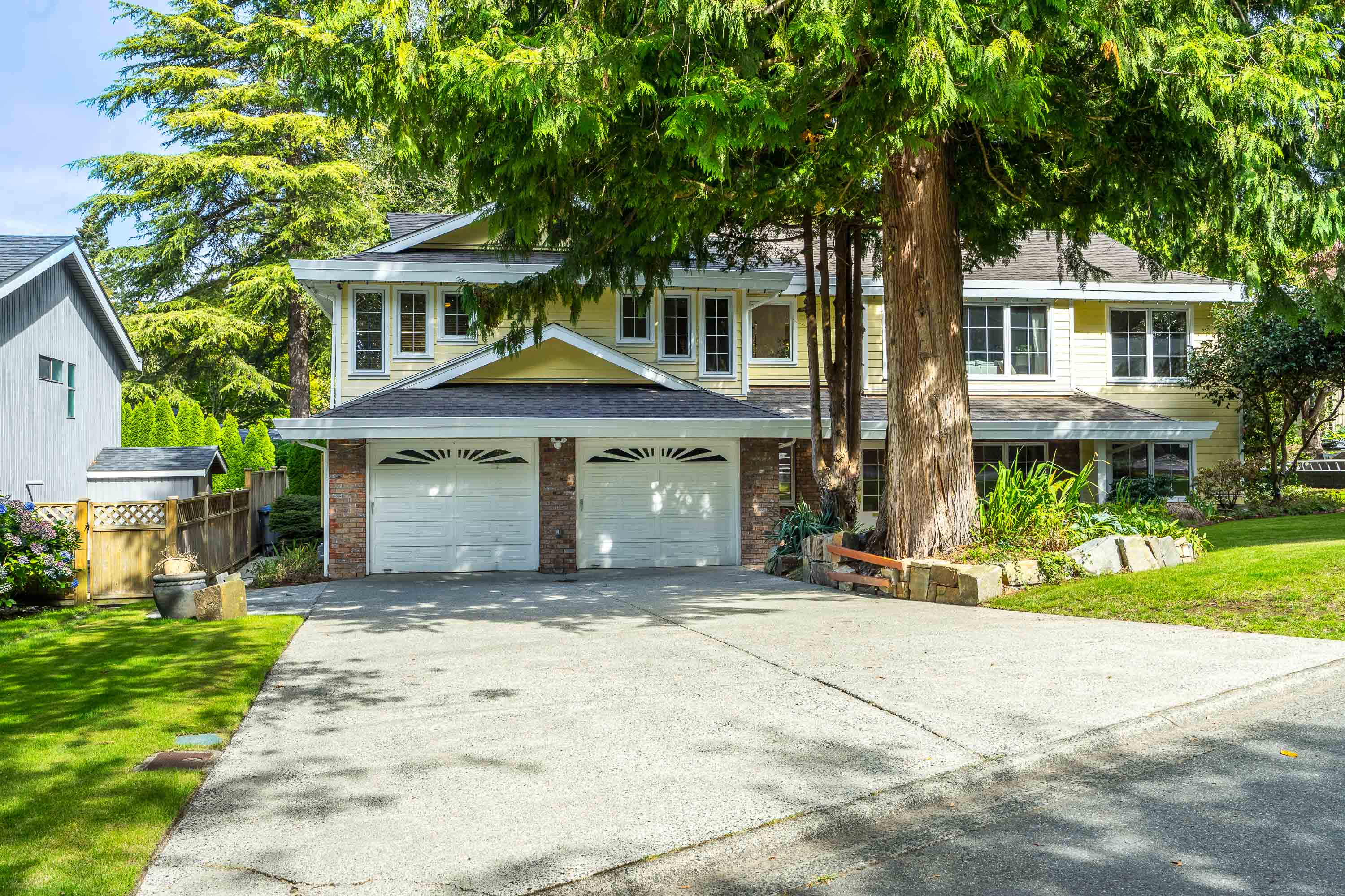 12715 18A Avenue, Surrey