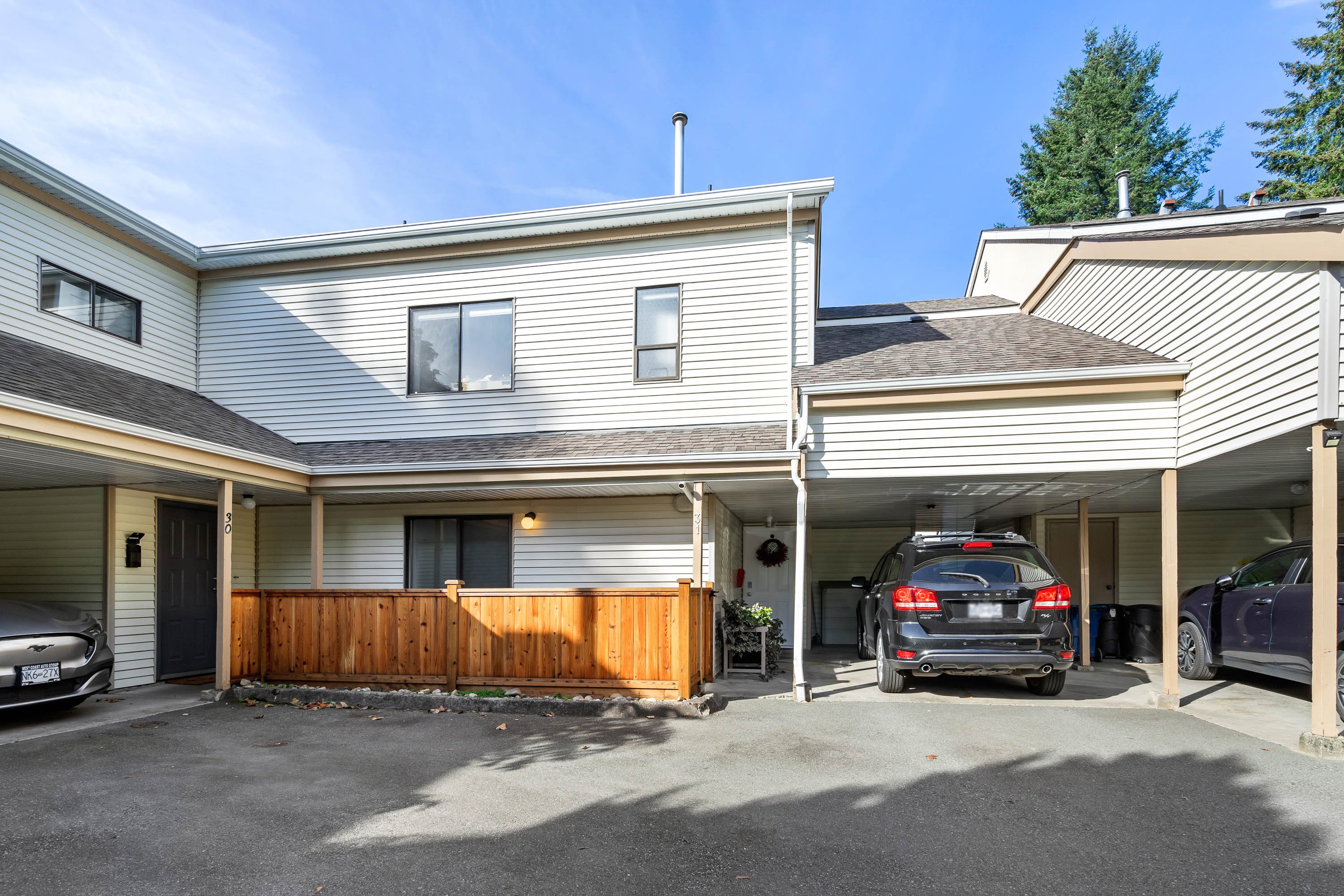 31 - 21707 Dewdney Trunk Road, Maple Ridge