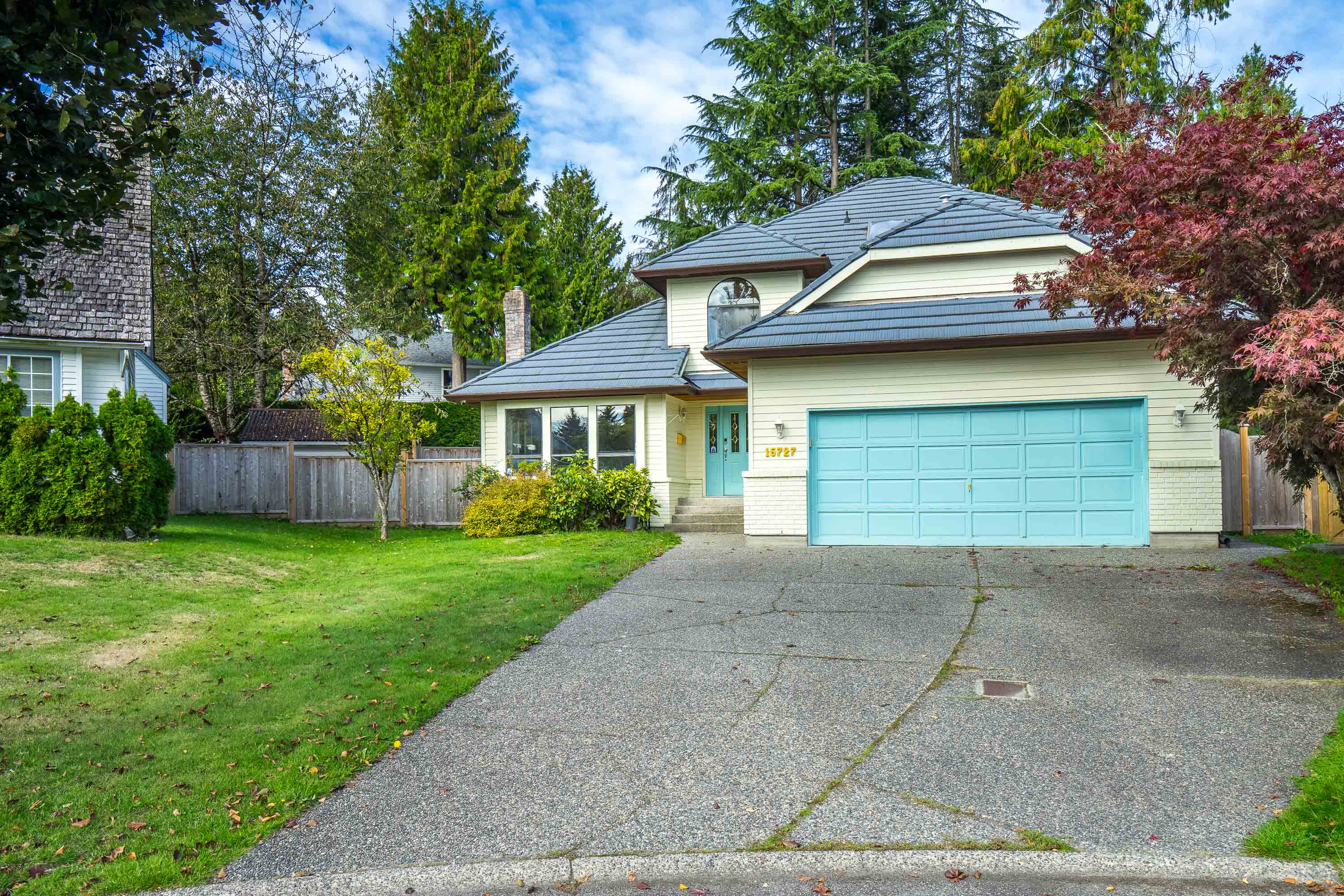 15727 98A Avenue, Surrey