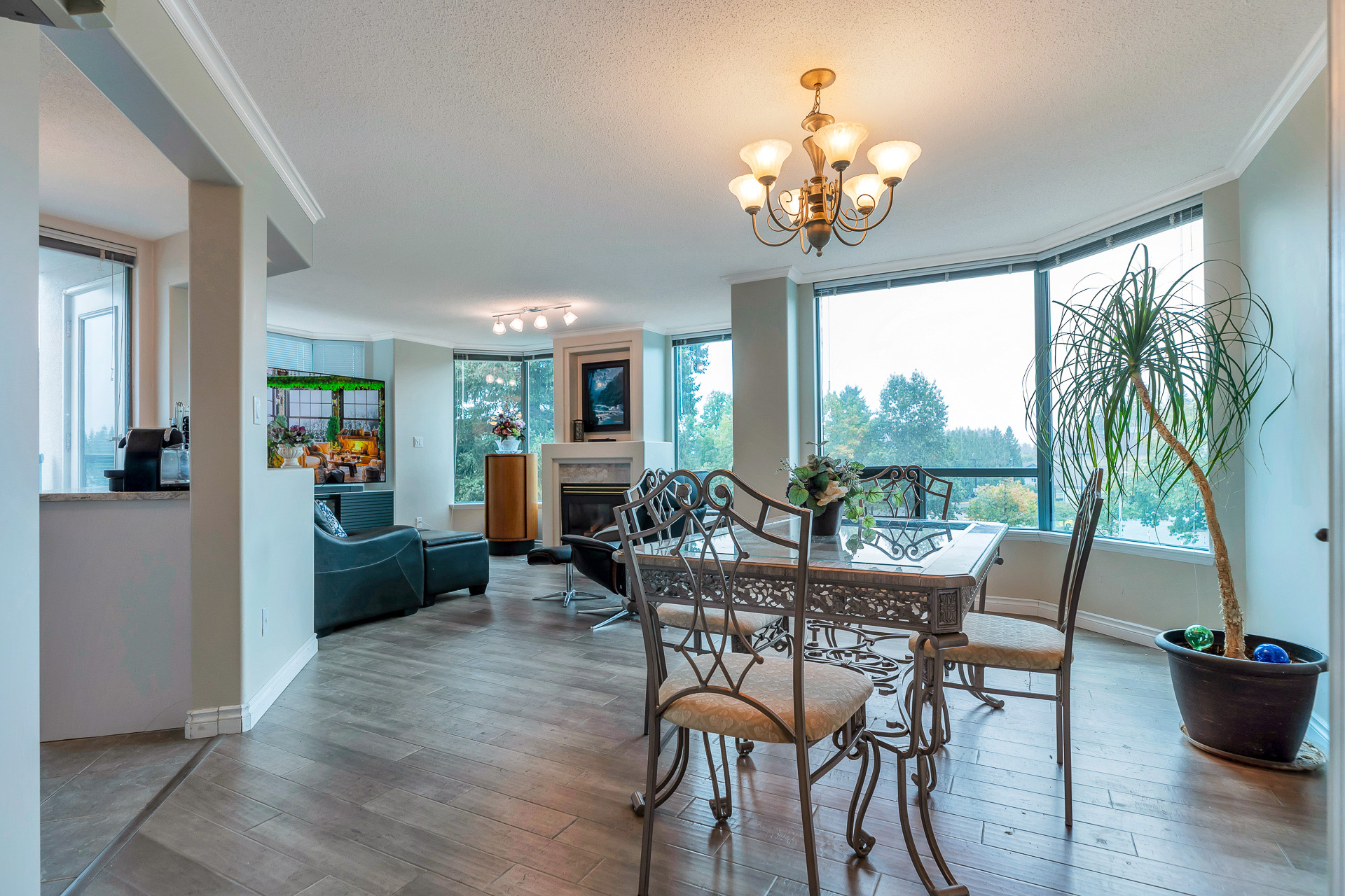 402 - 33065 Mill Lake Road, Abbotsford