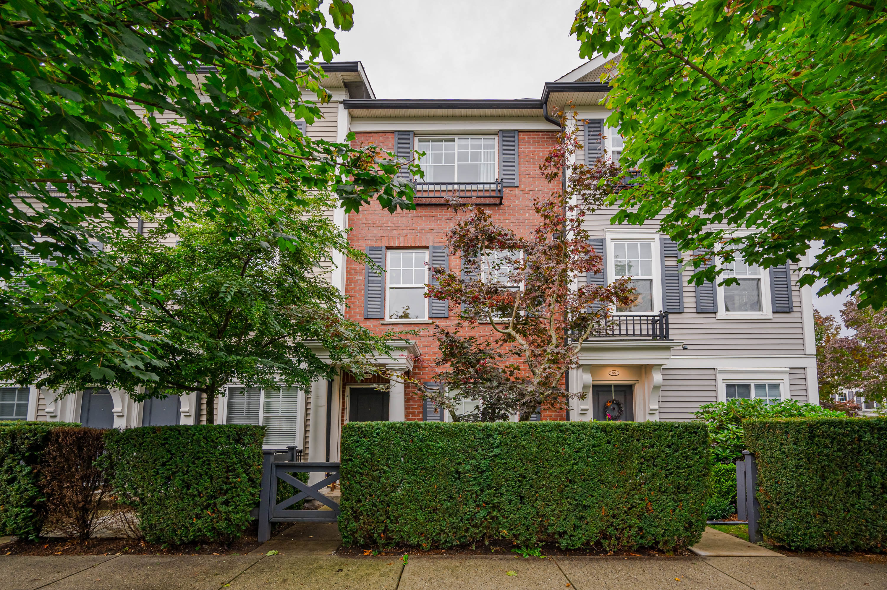 89 - 7233 189 Street, Surrey