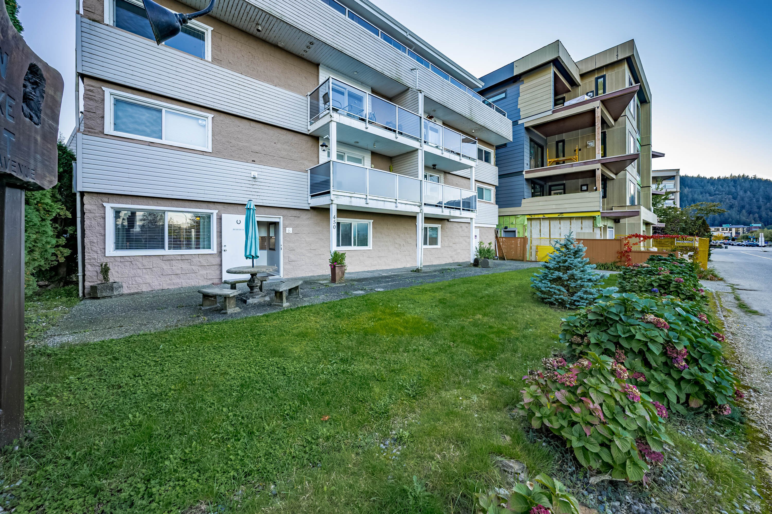 6 - 450 Esplanade Avenue, Harrison Hot Springs