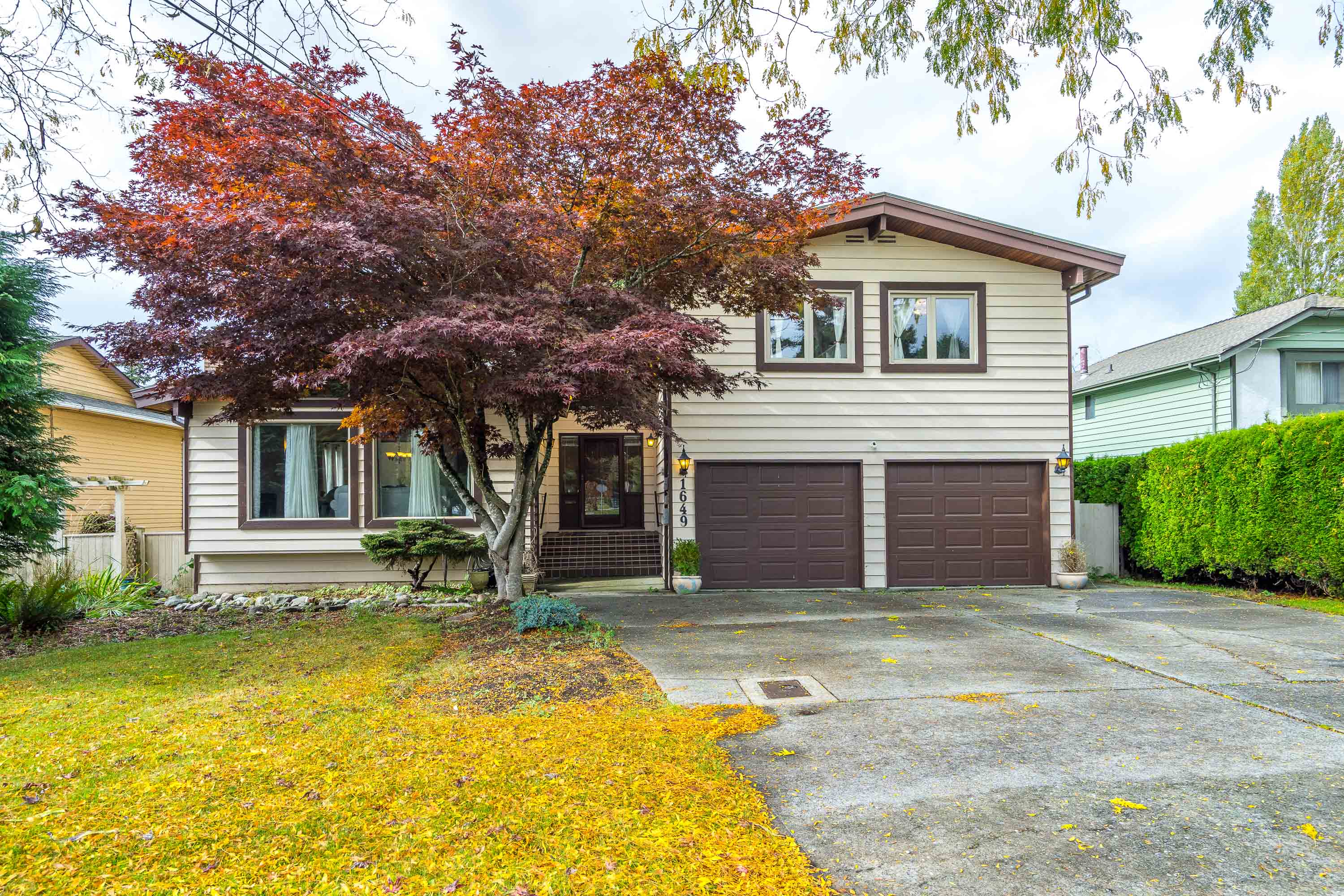 1649 146 Street, South Surrey