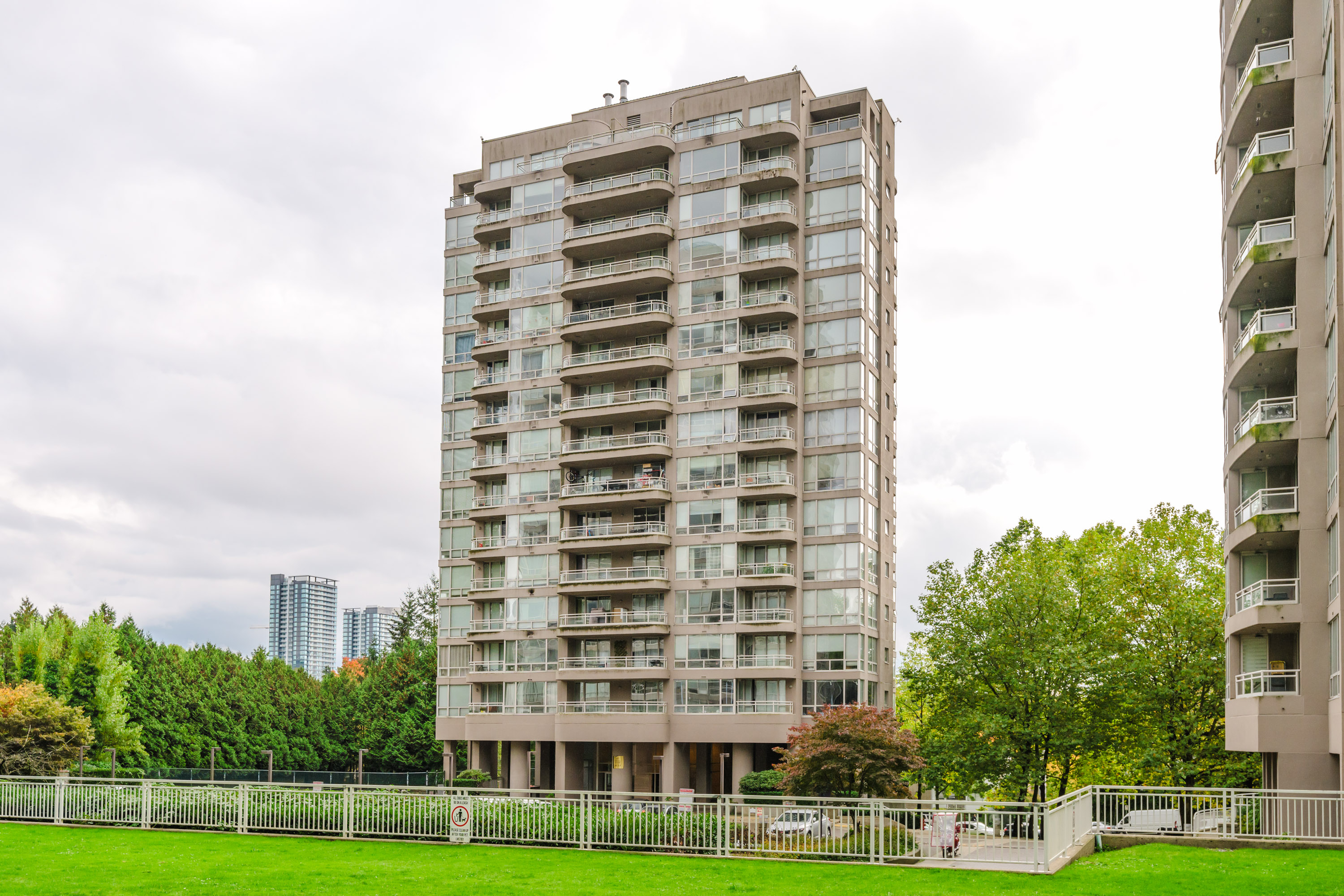 806 - 9623 Manchester Drive, Burnaby