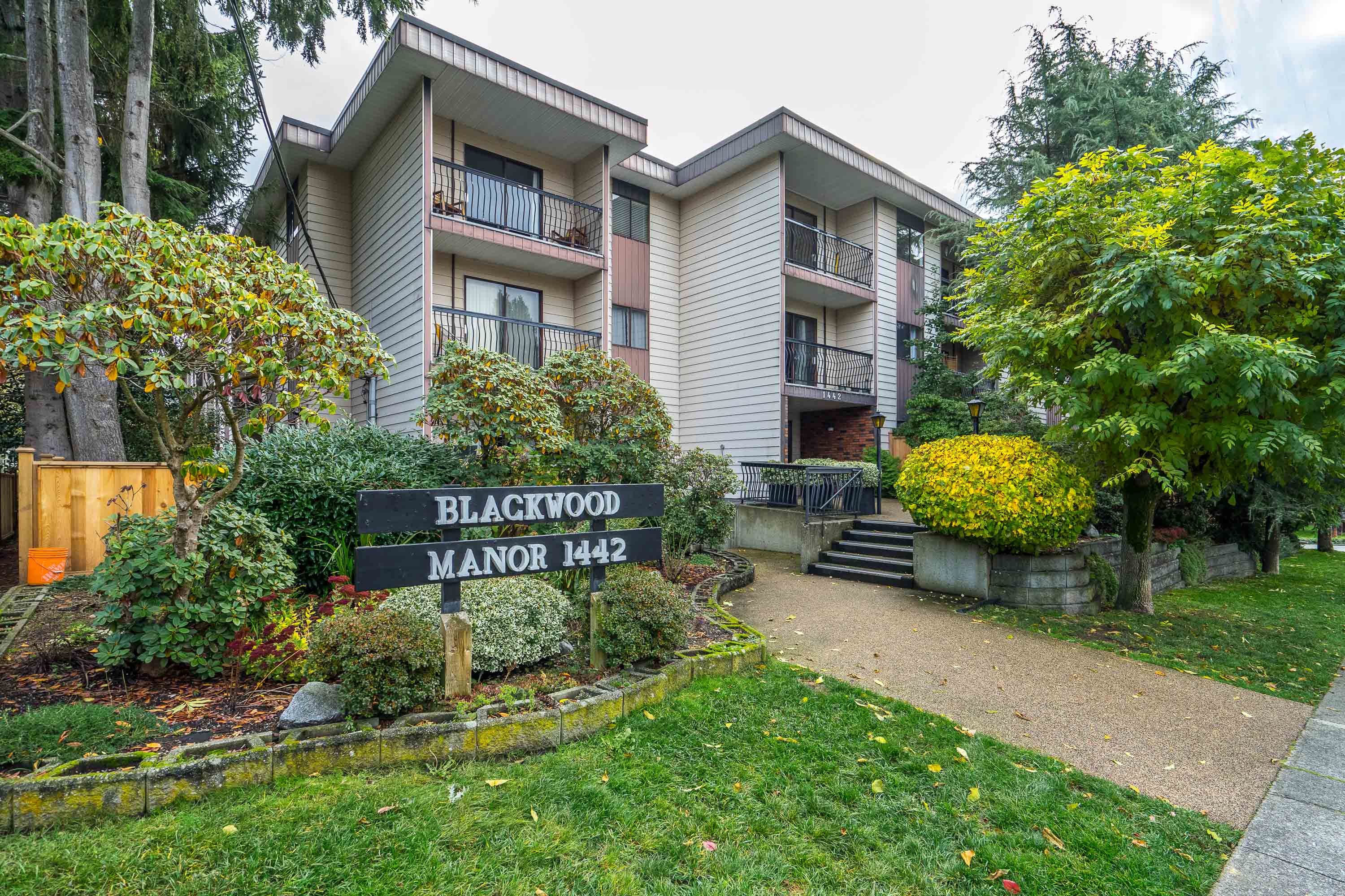 218 - 1442 Blackwood Street, Surrey