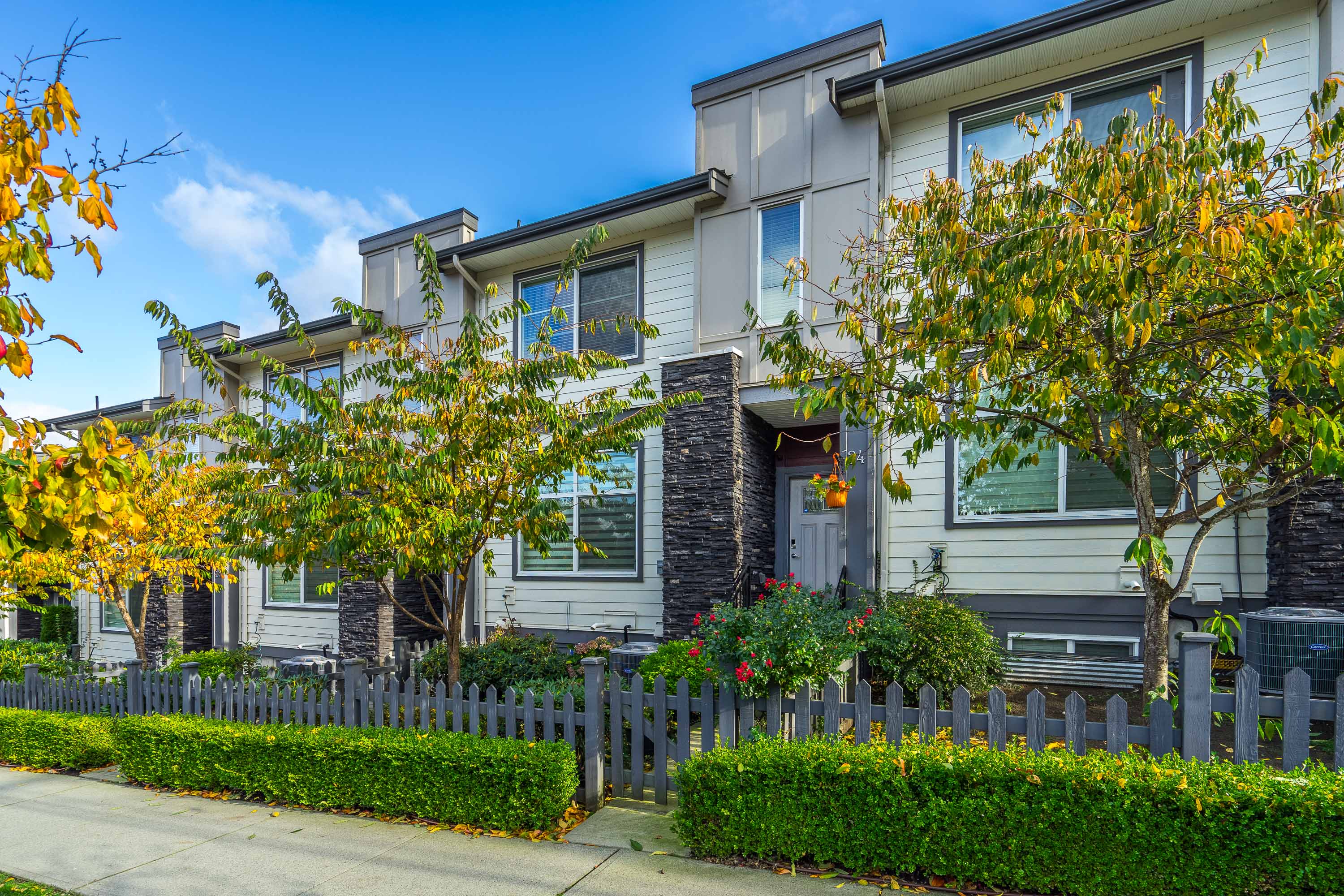 24 - 15633 Mountain View Drive, Surrey