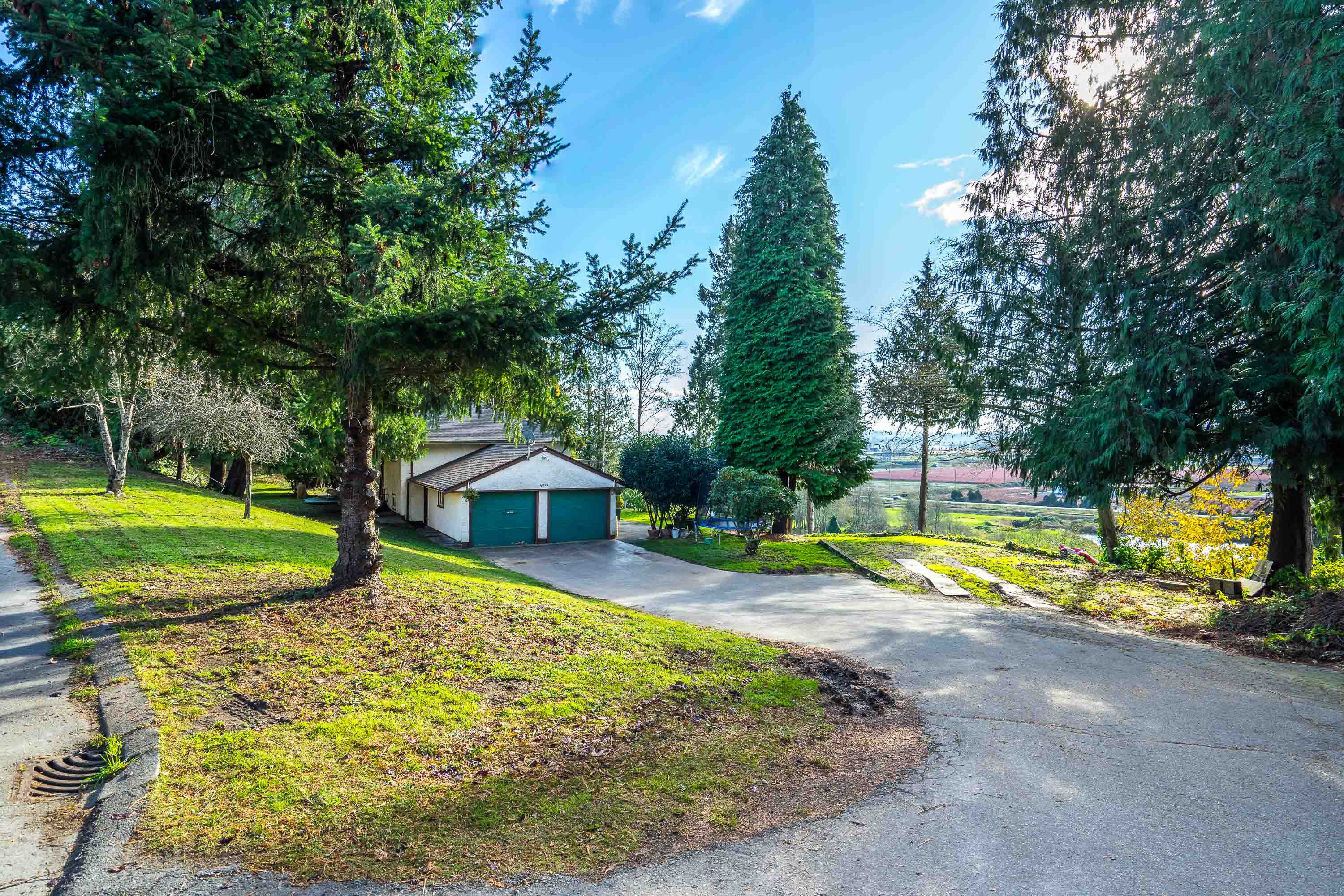 14712 54 Avenue, Surrey