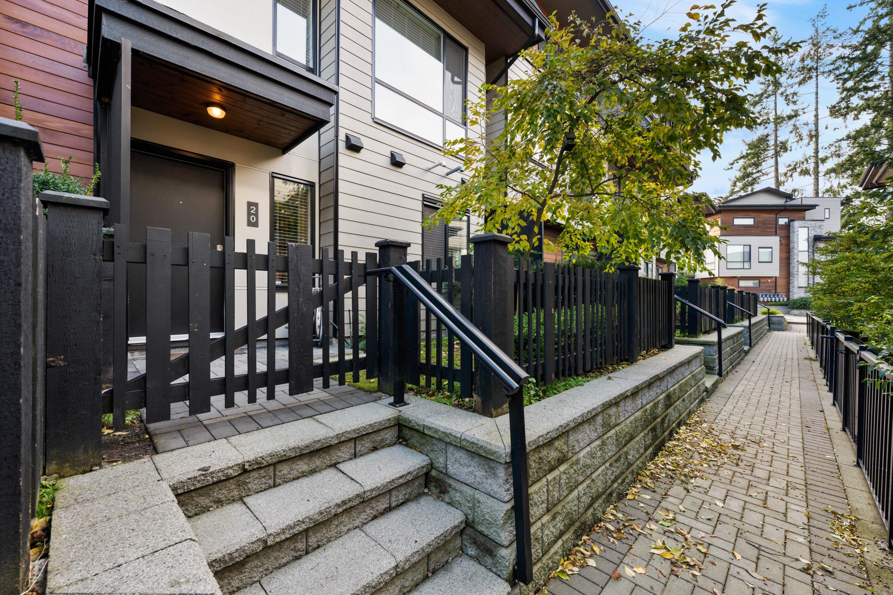 20 - 15688 28 Avenue, Surrey