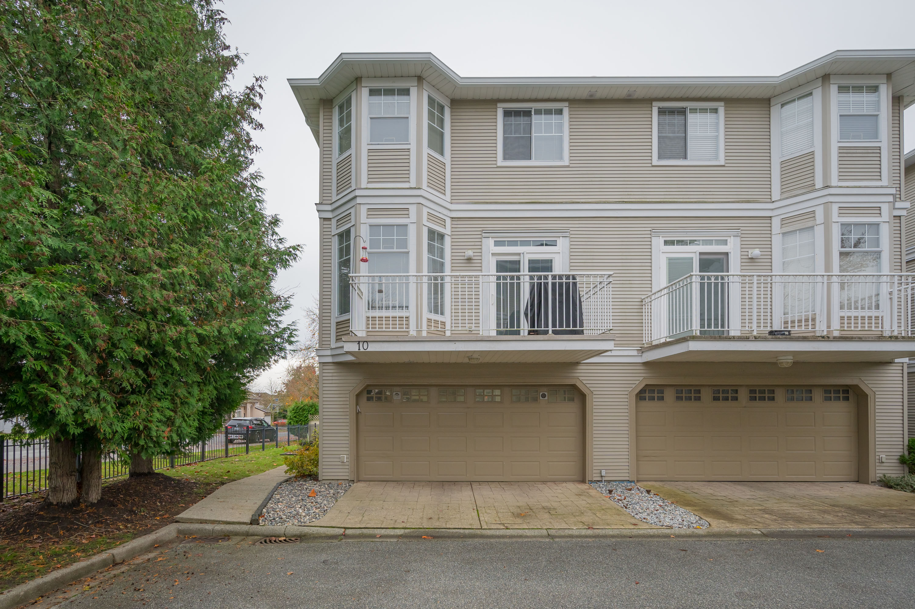 10 - 6518 121 Street, Surrey