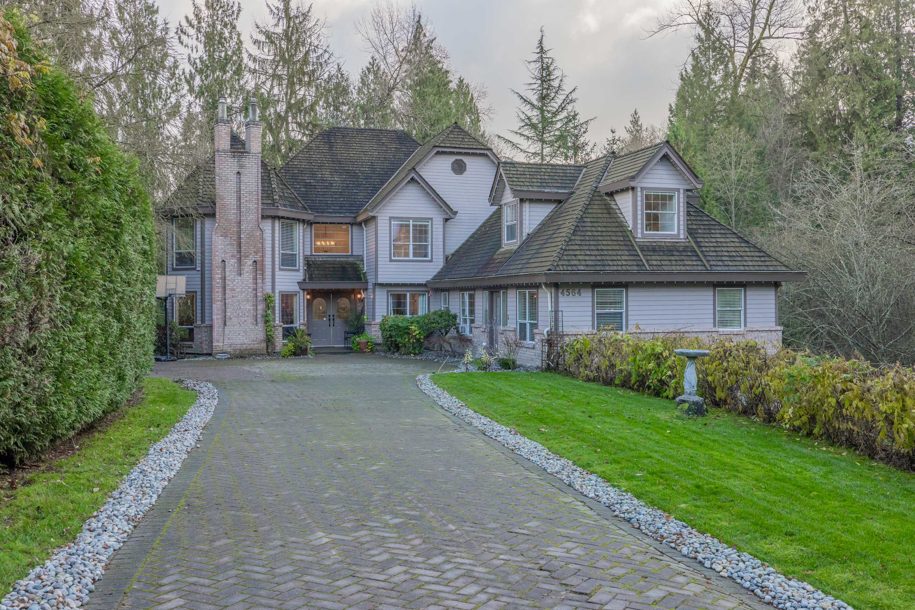 4564 Maysfield Crescent, Langley