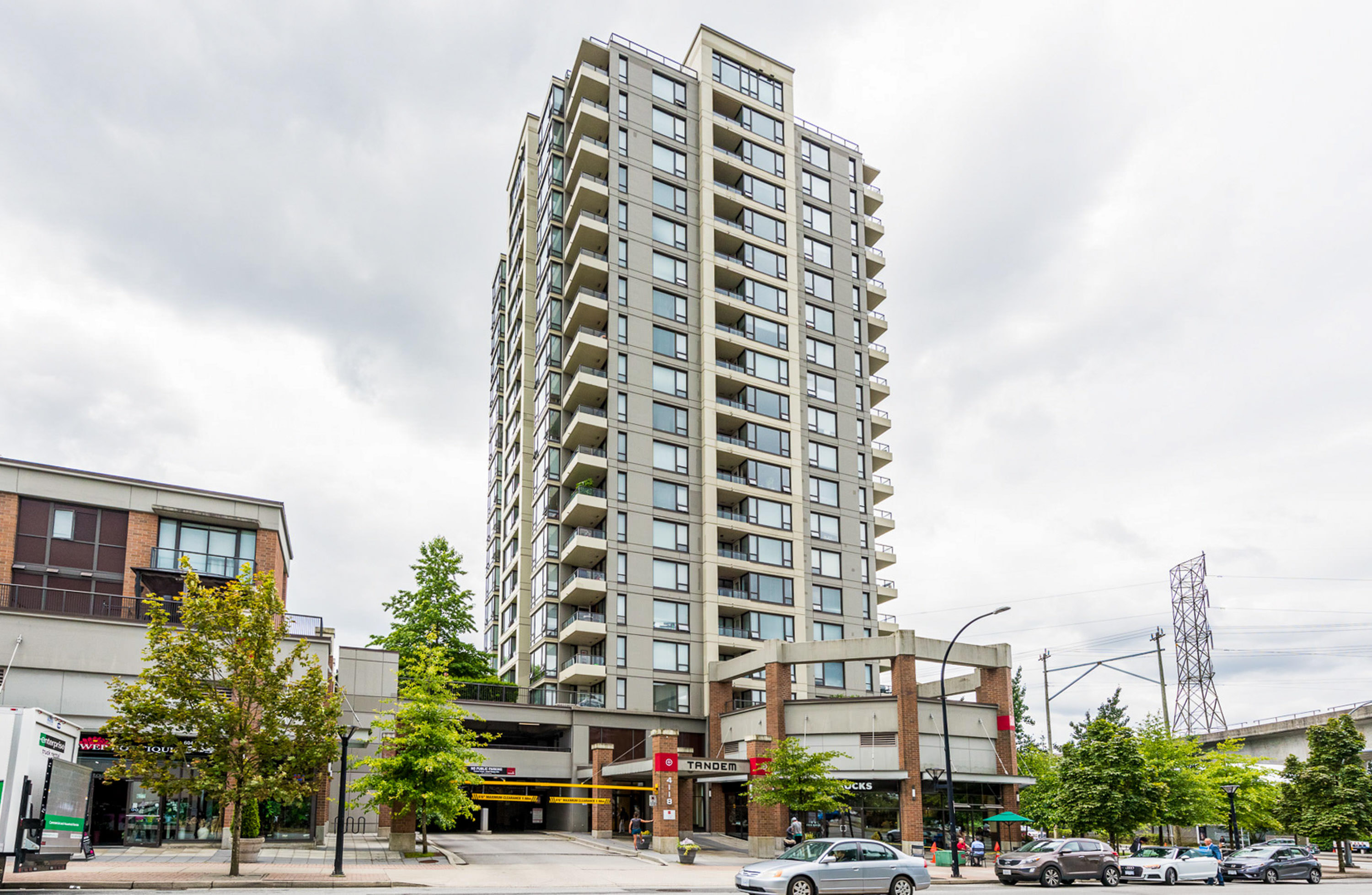 1105 - 4118 Dawson Steet, Burnaby