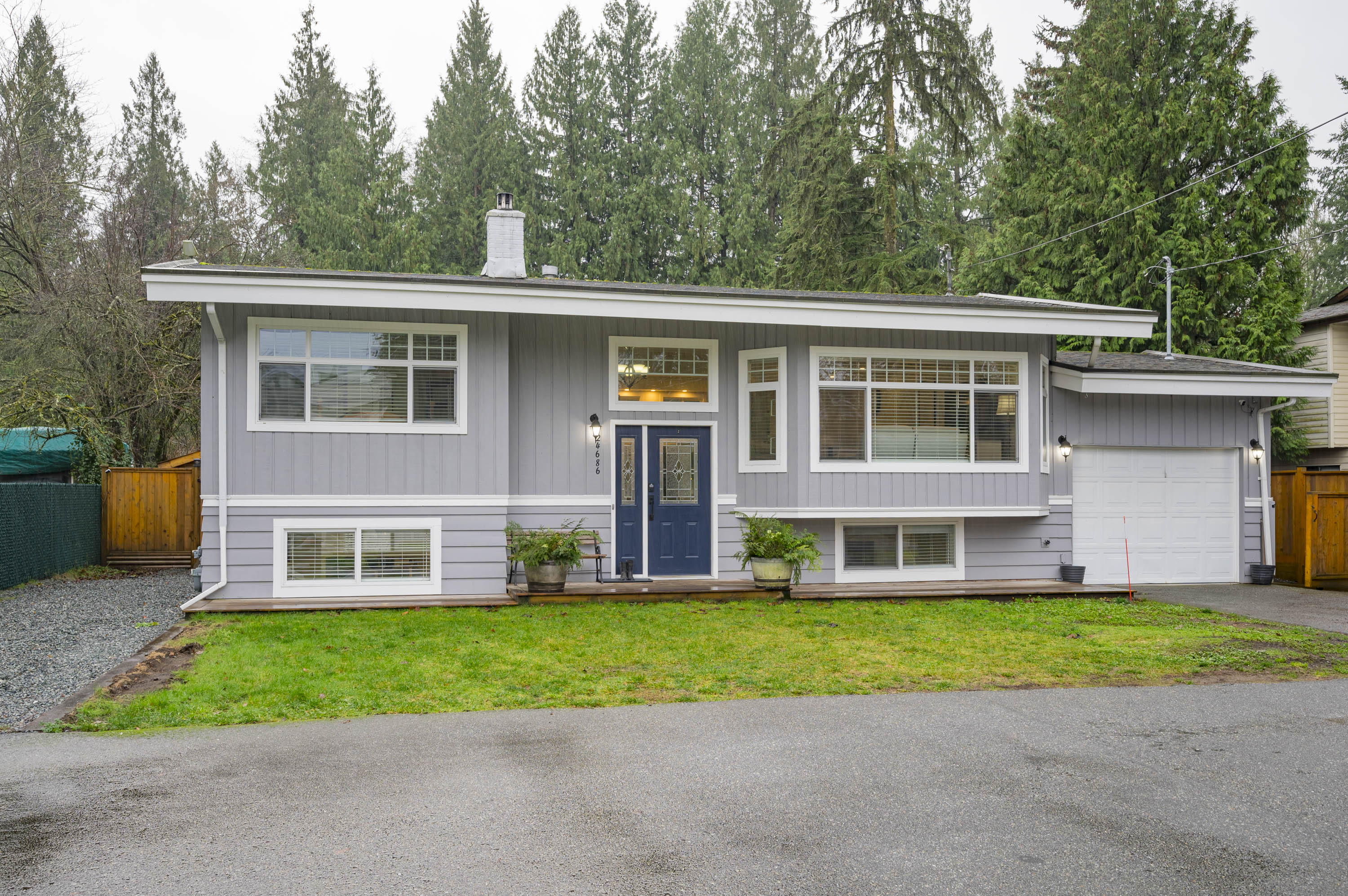 24686 56 Avenue, Langley